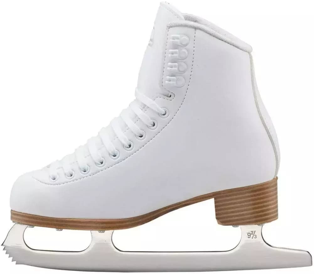 Jackson Ultima Classic 200 Women’s and Girls’ Ice Skates Mark I Blade 7 Rear three-quarter view of the Jackson Ultima Classic 200 showing the tan stacked-look heel and Ultima Mark I blade