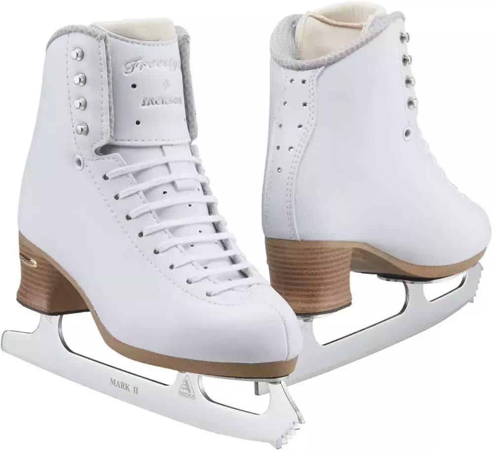 Jackson Ultima Freestyle Fusion FS2190 Mark II Blades Women’s and Girls’ Ice Skates Jackson Ultima Freestyle Fusion FS2190 Mark II figure skates in white, outside view of the pair