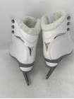 Jackson Ultima / SoftSkate JS181 / Kids 13 / Scratches and Dirty 12