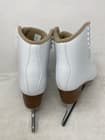 Jackson Ultima JS1490 Adult 7.5 Width: C – Good Condition, Minor Scratches 12