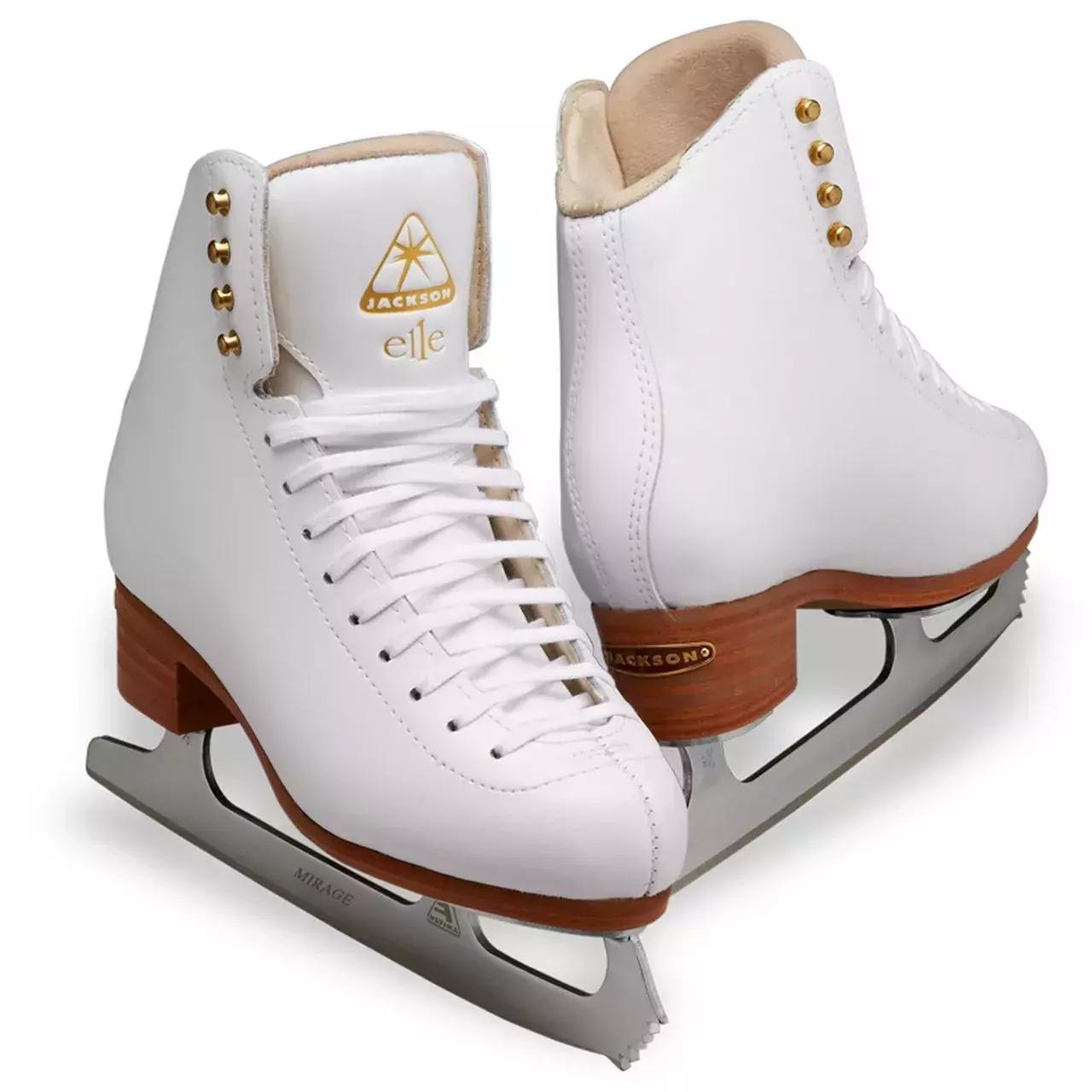 Jackson Elle DJ2130 skates from behind: padded cream-lined collar, four gold lace hooks and gold Jackson heel plate