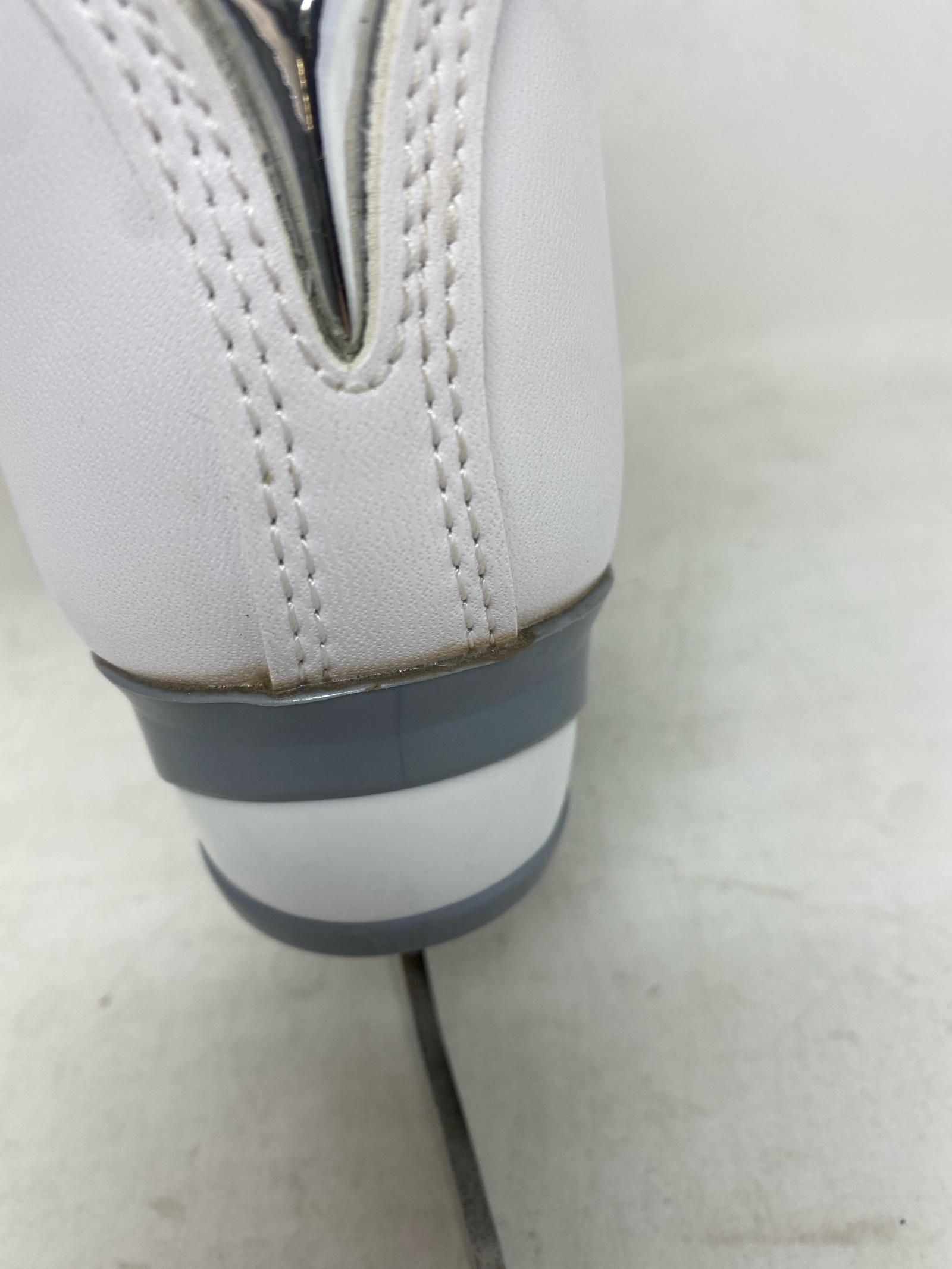 Jackson Ultima / SoftSkate JS181 / Kids 1 / Stains and Glue Marks 2