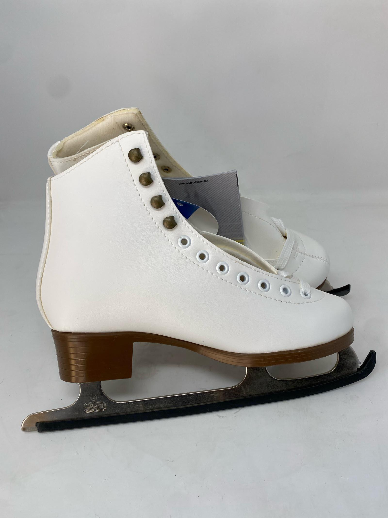 Botas / Regina / Adult 6.5 / Stains and Spots 4 Botas / Regina / Adult 6.5 / Stains and Spots 4