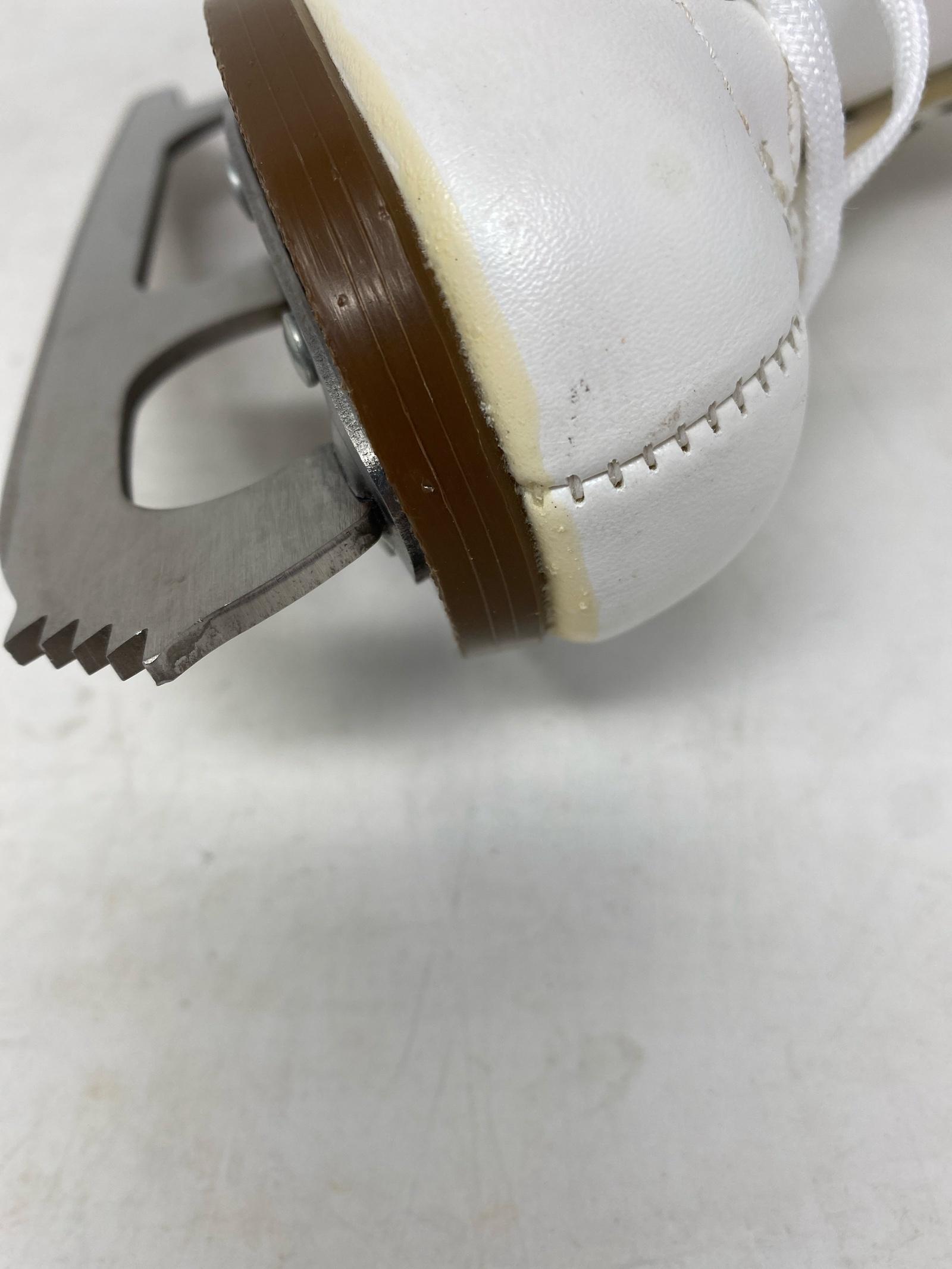 Botas / Stella White / Kids 2 / Minor Scratches and Glue Marks 3