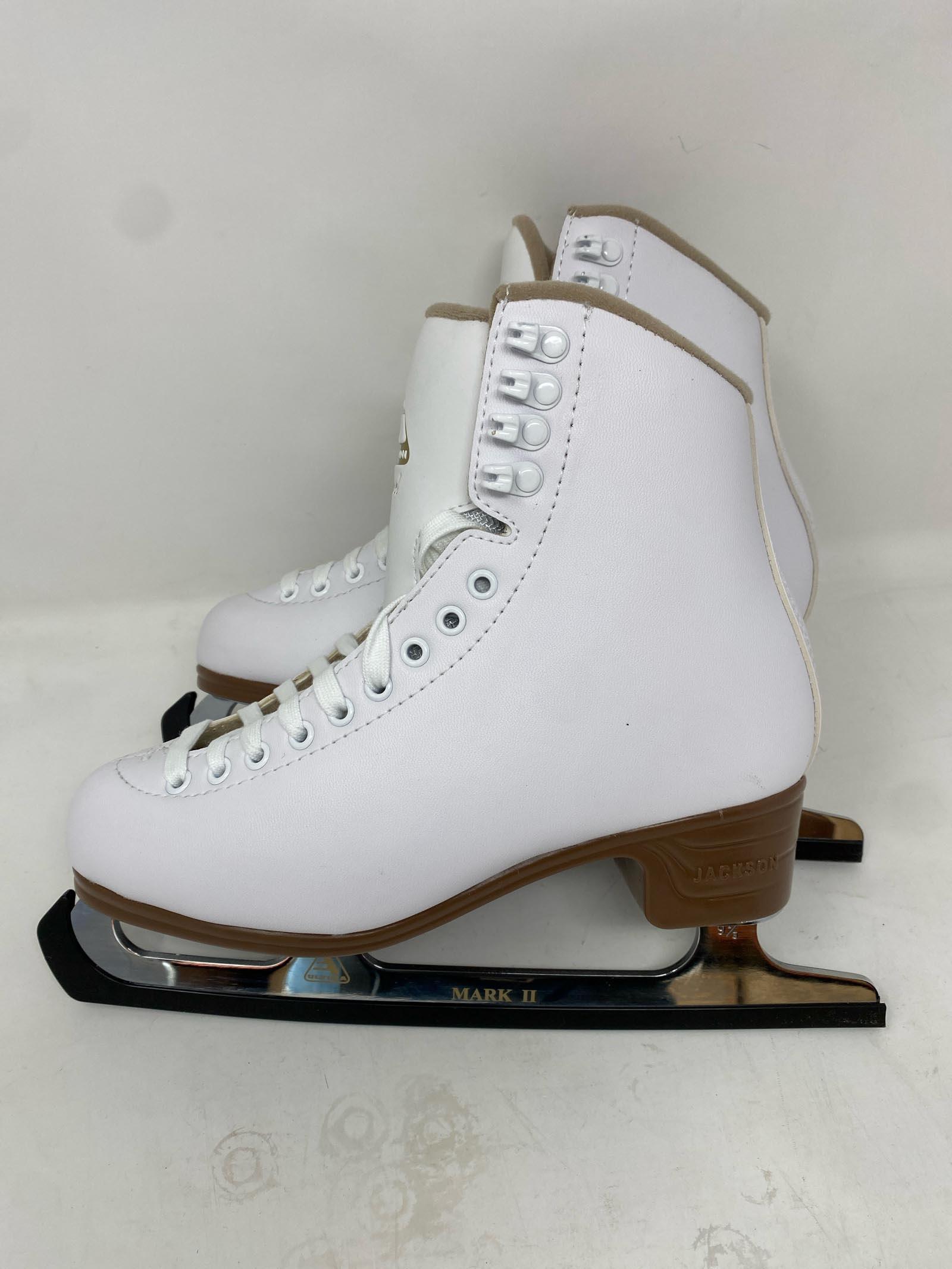 Jackson Ultima / Excel JS1290 / Adult 5.5 Width C / Small Scratch 2 Jackson Ultima / Excel JS1290 / Adult 5.5 Width C / Small Scratch 2