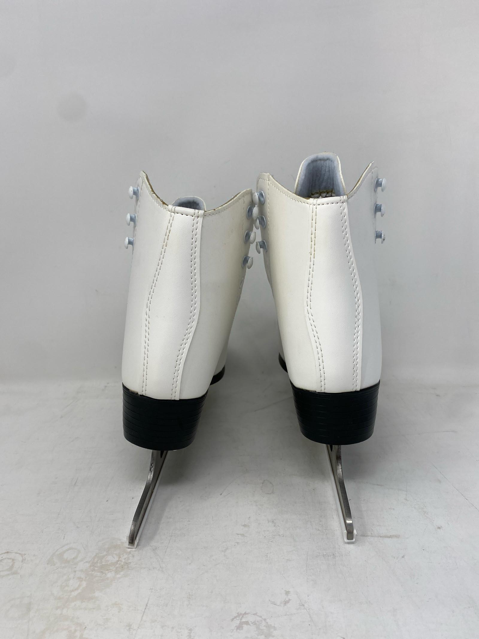 American Athletics / Adult 3 / Minor Scratches 3