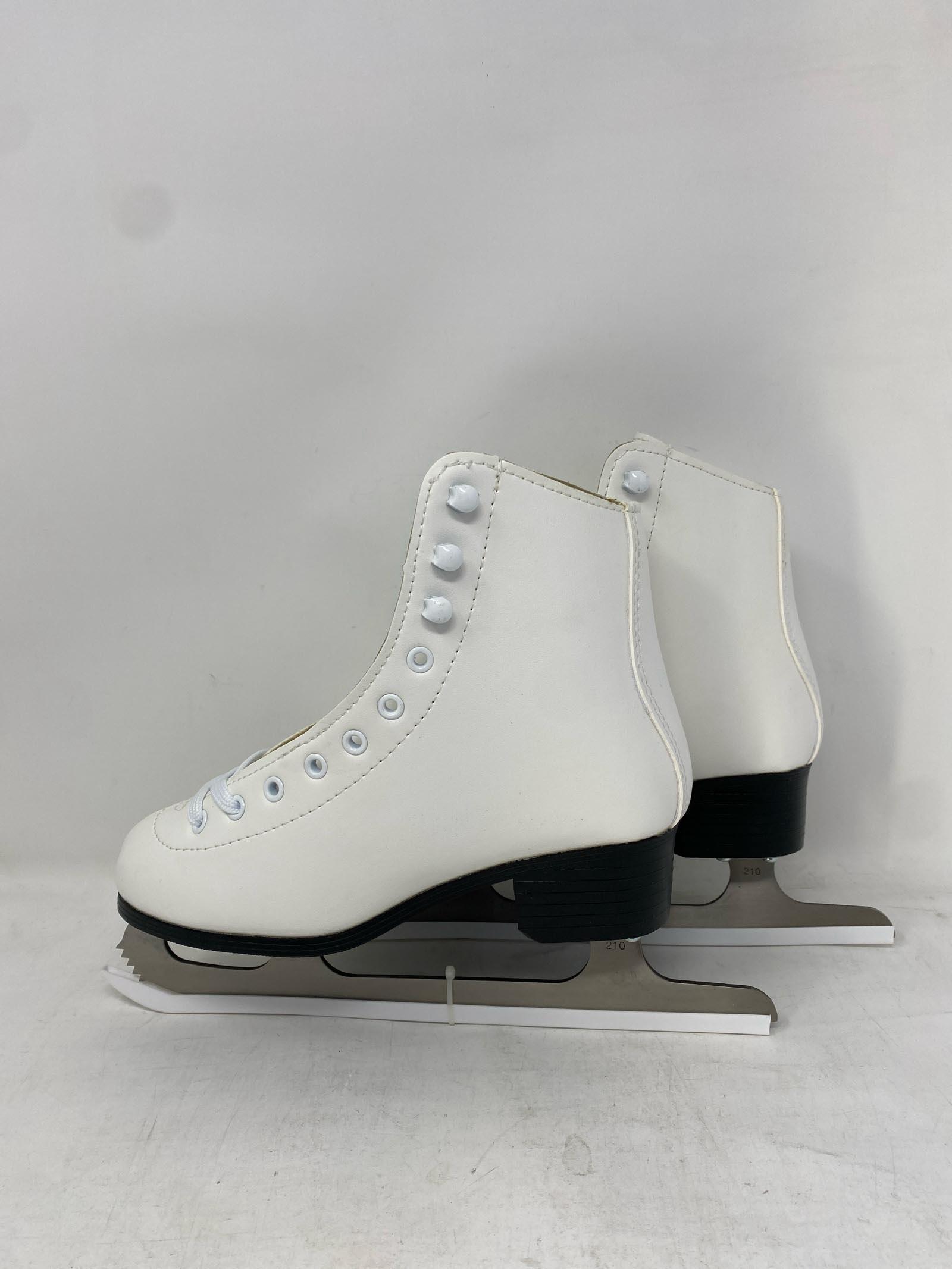 American Athletics / Adult 3 / Minor Scratches 4
