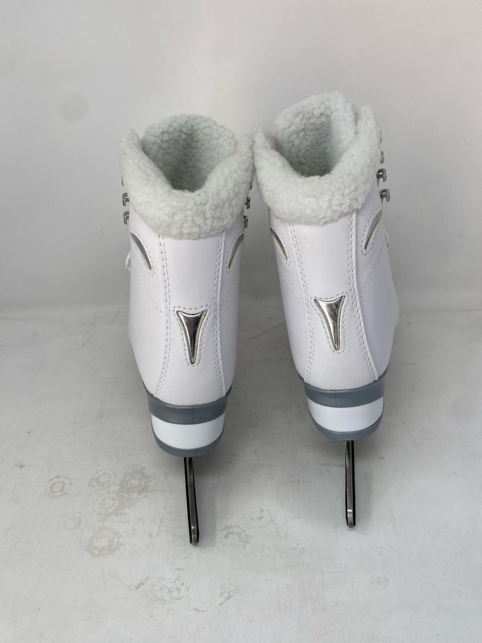 Jackson Ultima / SoftSkate JS180 / Adult 6 / Tears 3