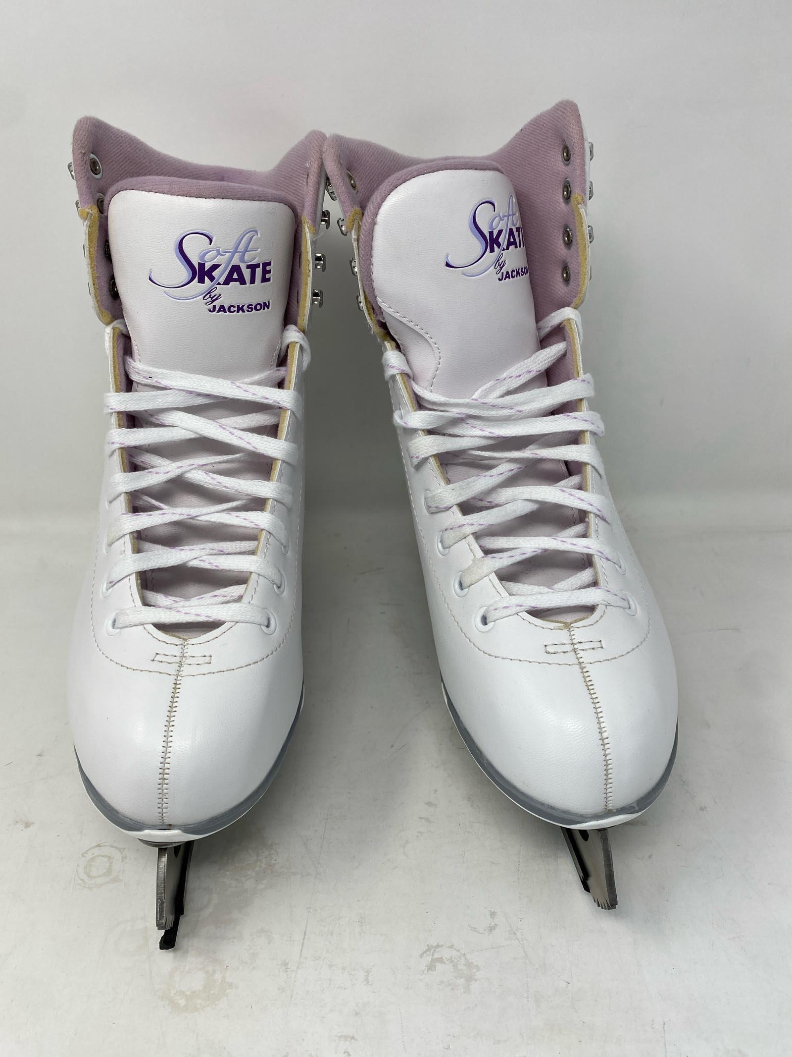 Jackson Ultima / SoftSkate JS180 / Adult 9 / Scratches