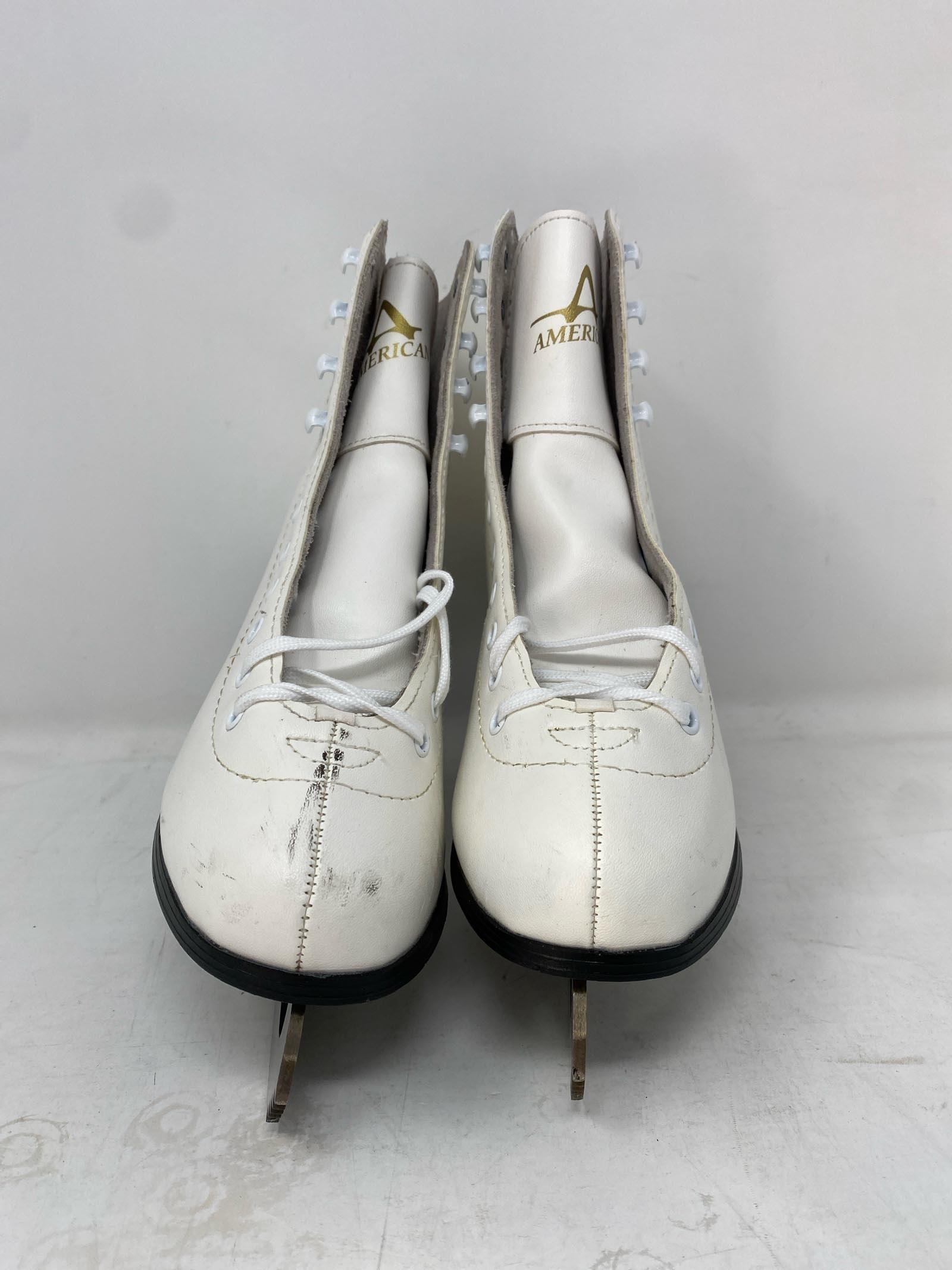 American Athletics / Adult 6 / Scratches and Stains