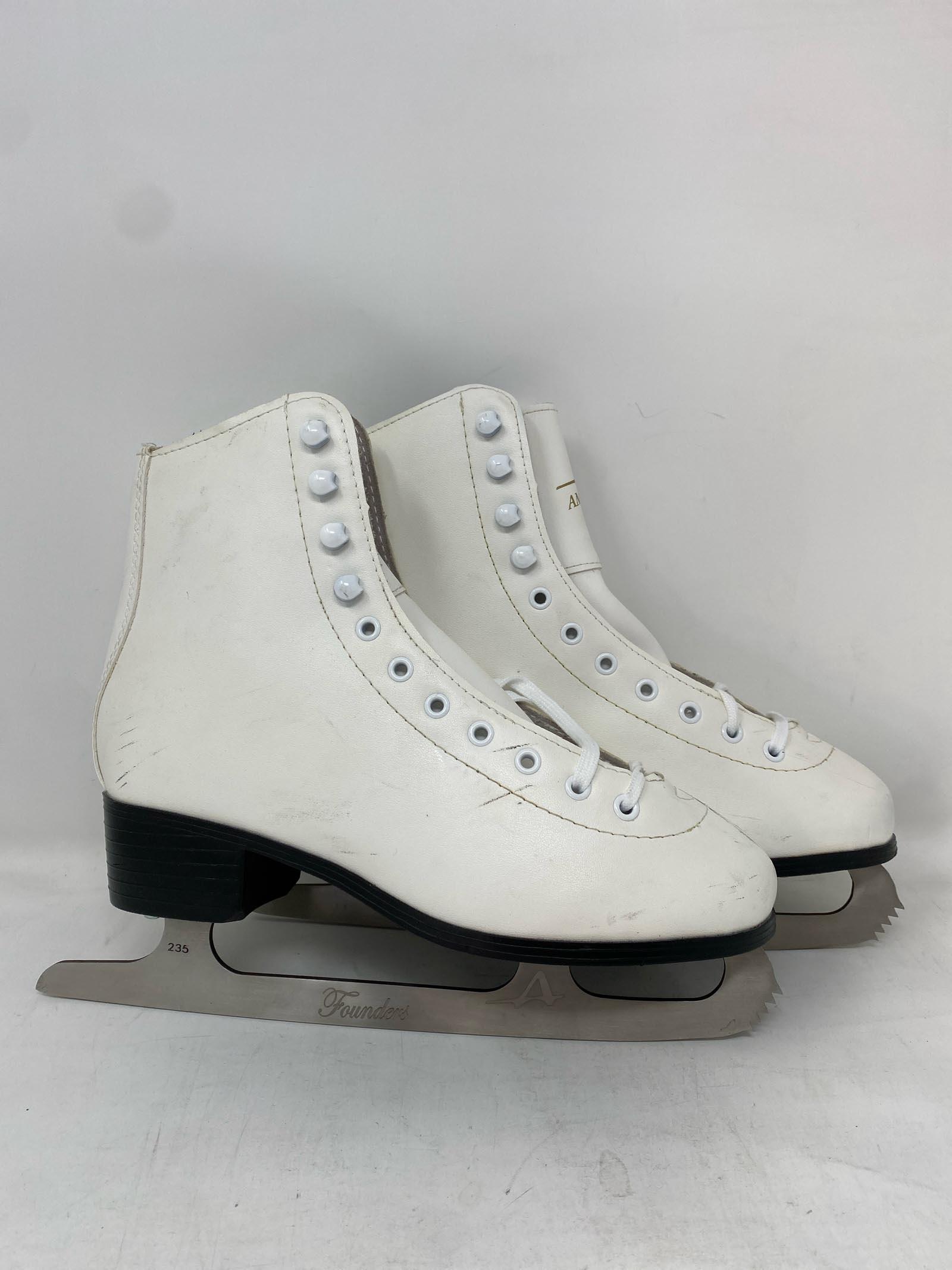 American Athletics / Adult 6 / Scratches and Stains 2