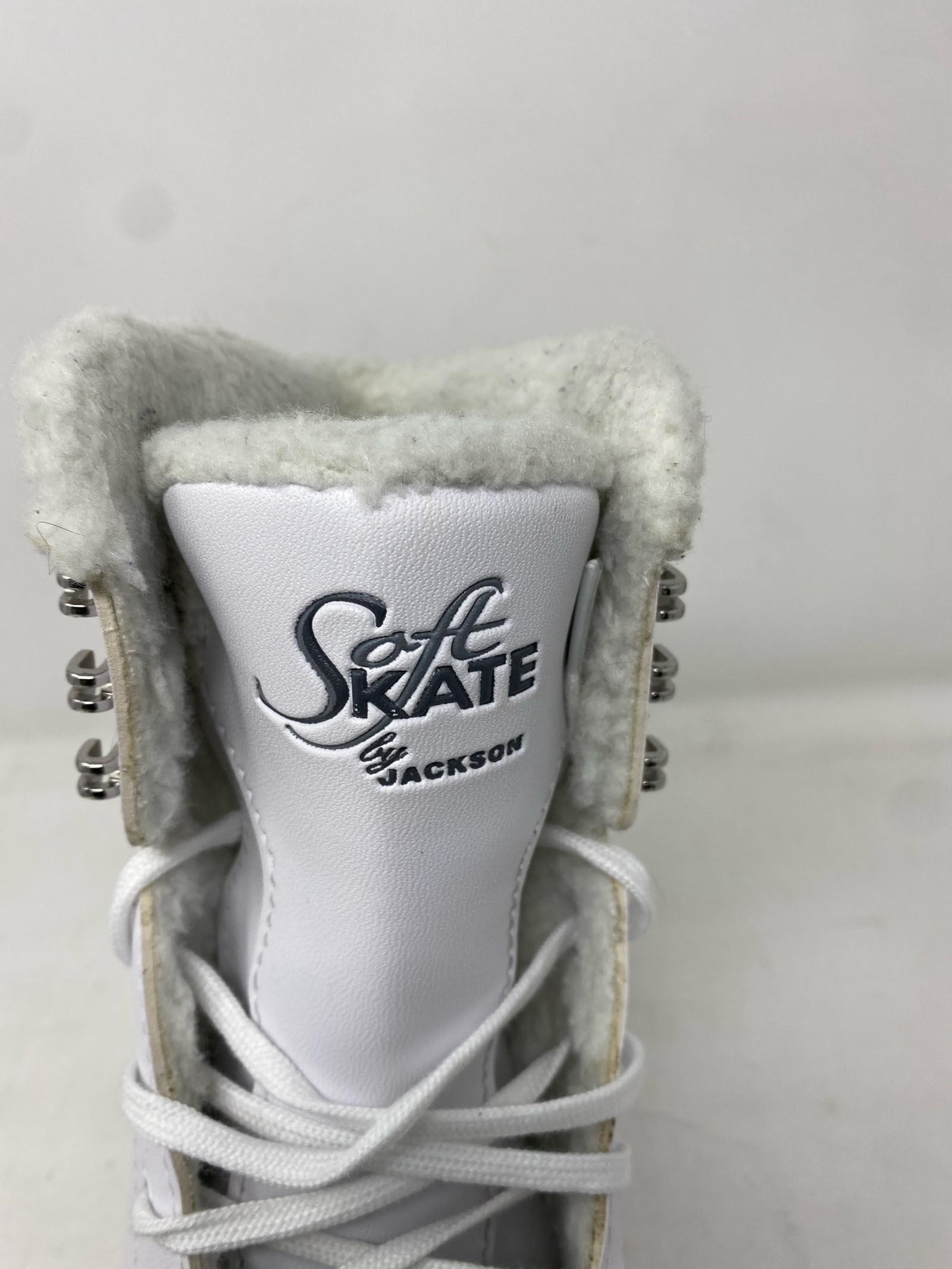 Jackson Ultima / SoftSkate JS180 / Adult 6 / Scratches 7 Jackson Ultima / SoftSkate JS180 / Adult 6 / Scratches 7