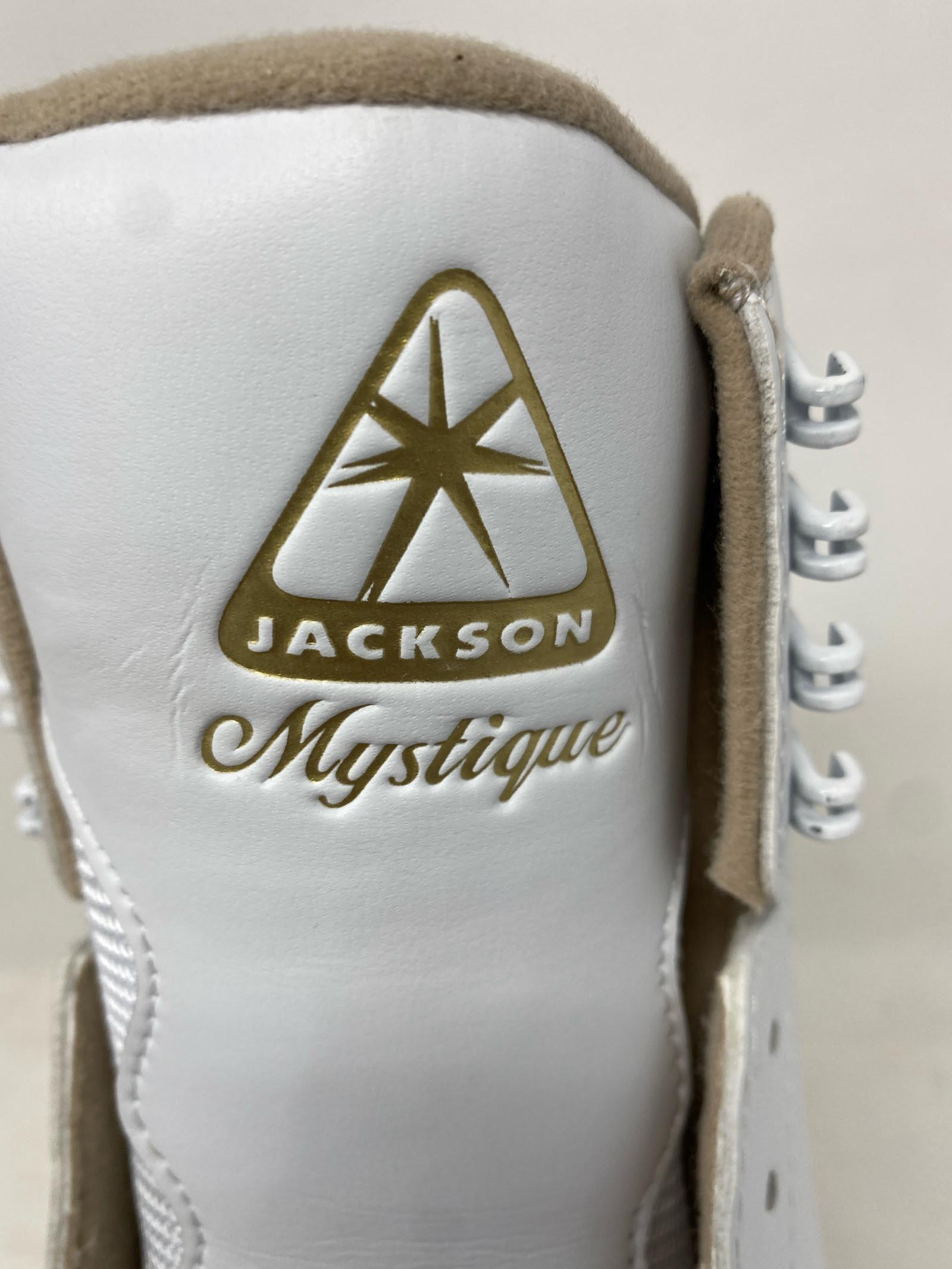 Jackson Ultima / Mystique JS1490 / Adult 9.5 / Scratches 7