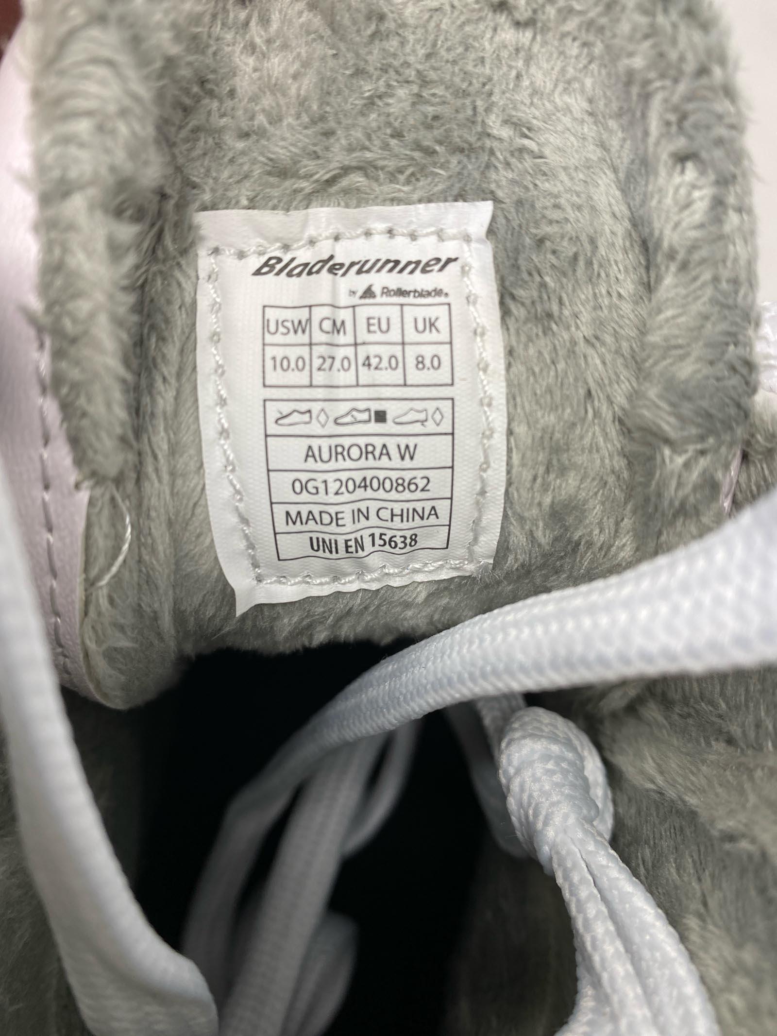 Aurora / Adult 10 / New 6