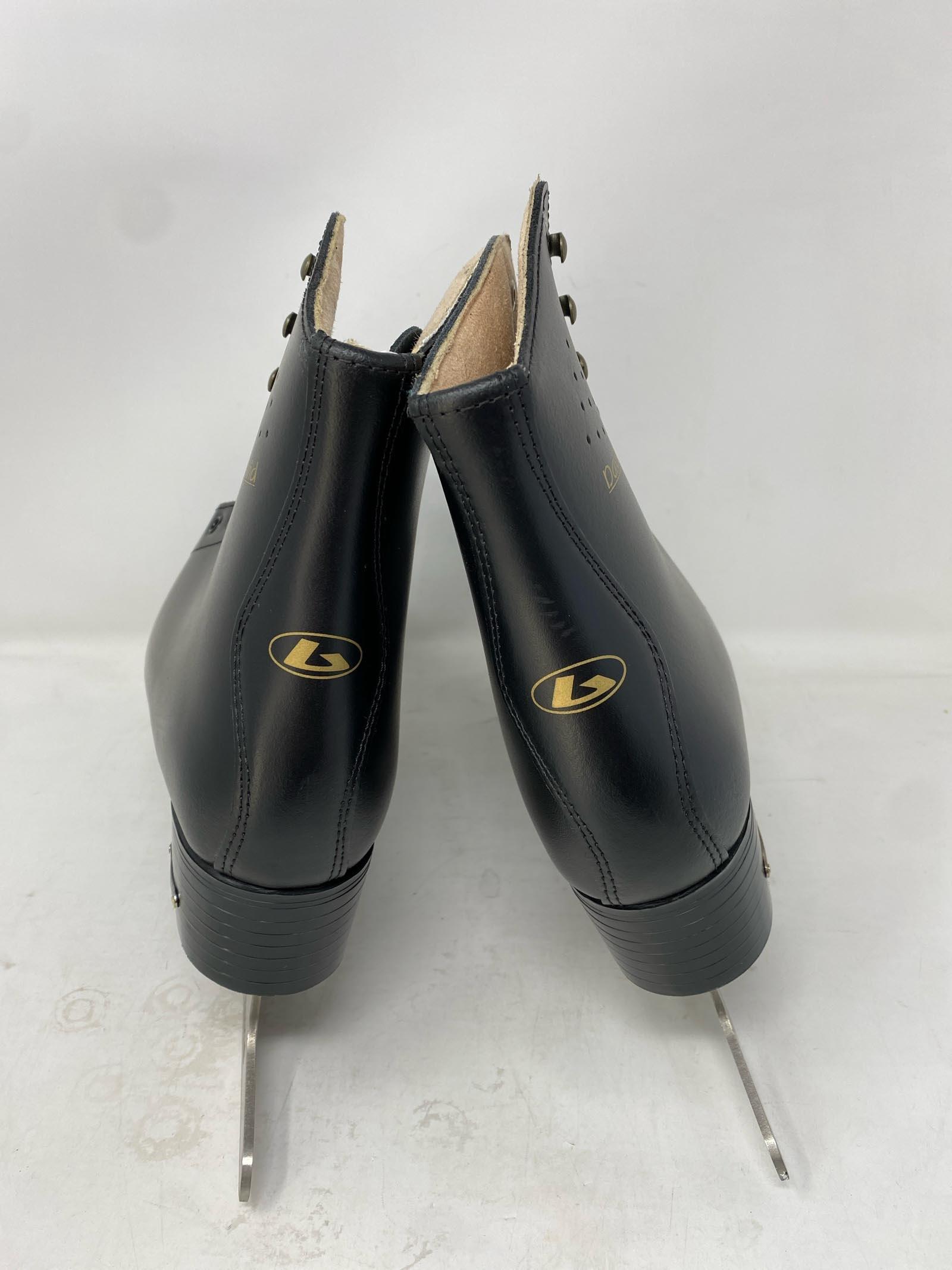 Botas / David / Adult 12 / Scratches and Scuffs 3 Botas / David / Adult 12 / Scratches and Scuffs 3