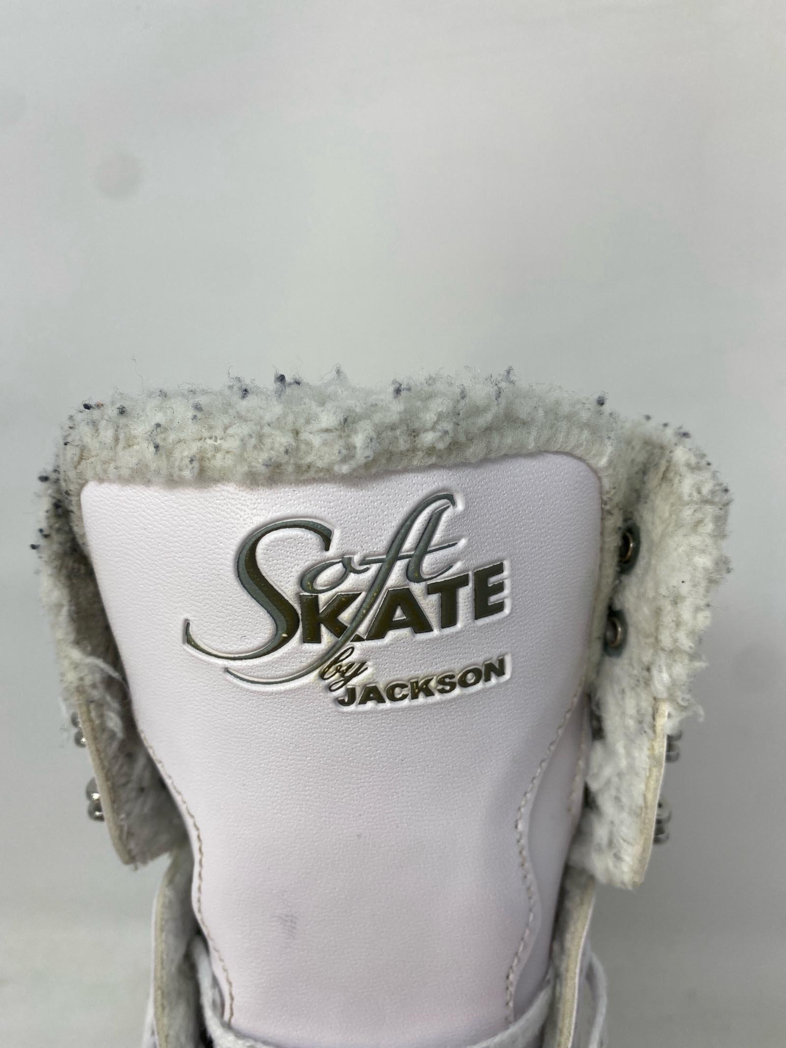 Jackson Ultima / SoftSkate JS180 / Adult 9 / Spots and Dirty 7