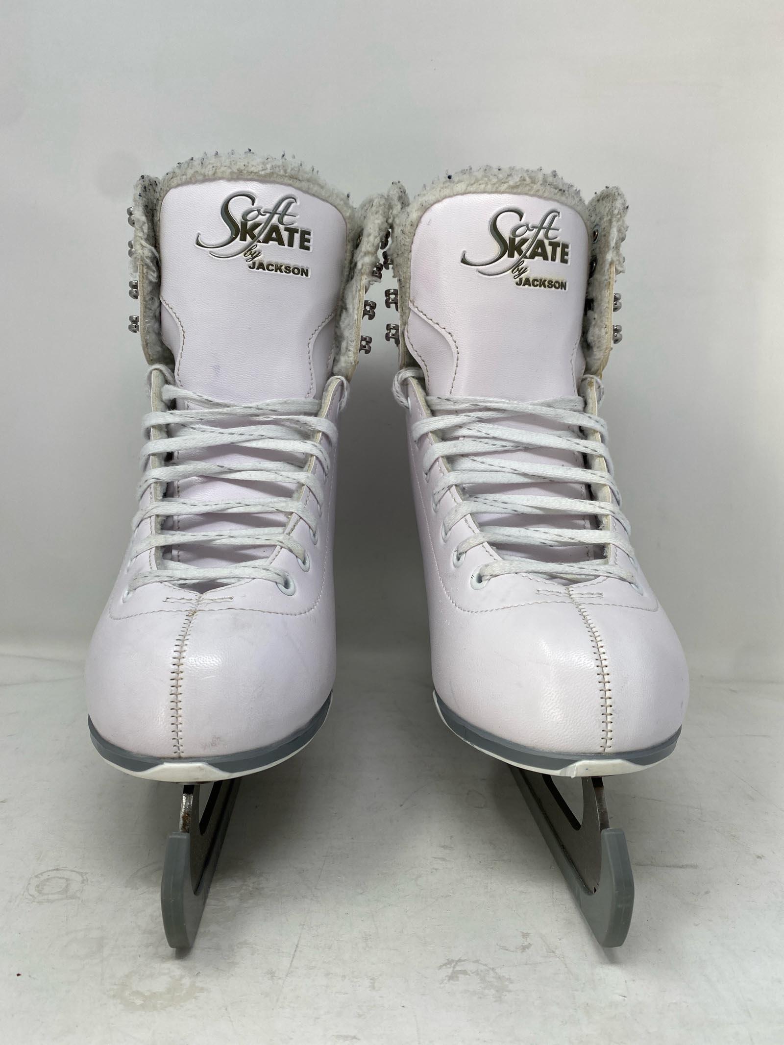 Jackson Ultima / SoftSkate JS180 / Adult 9 / Spots and Dirty