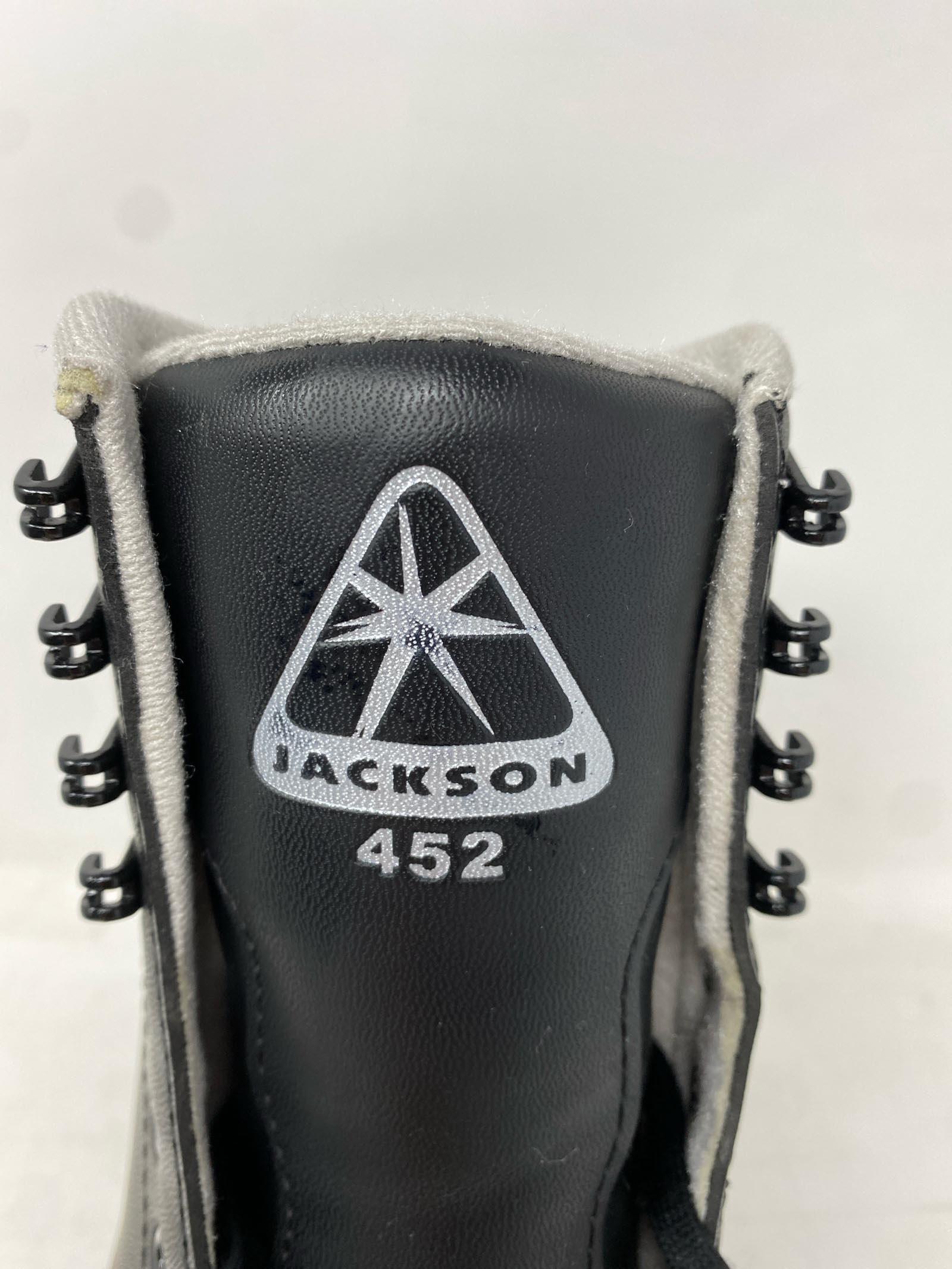 Jackson Ultima / Finesse JS452 / Adult 9 / Minor Scratches 7