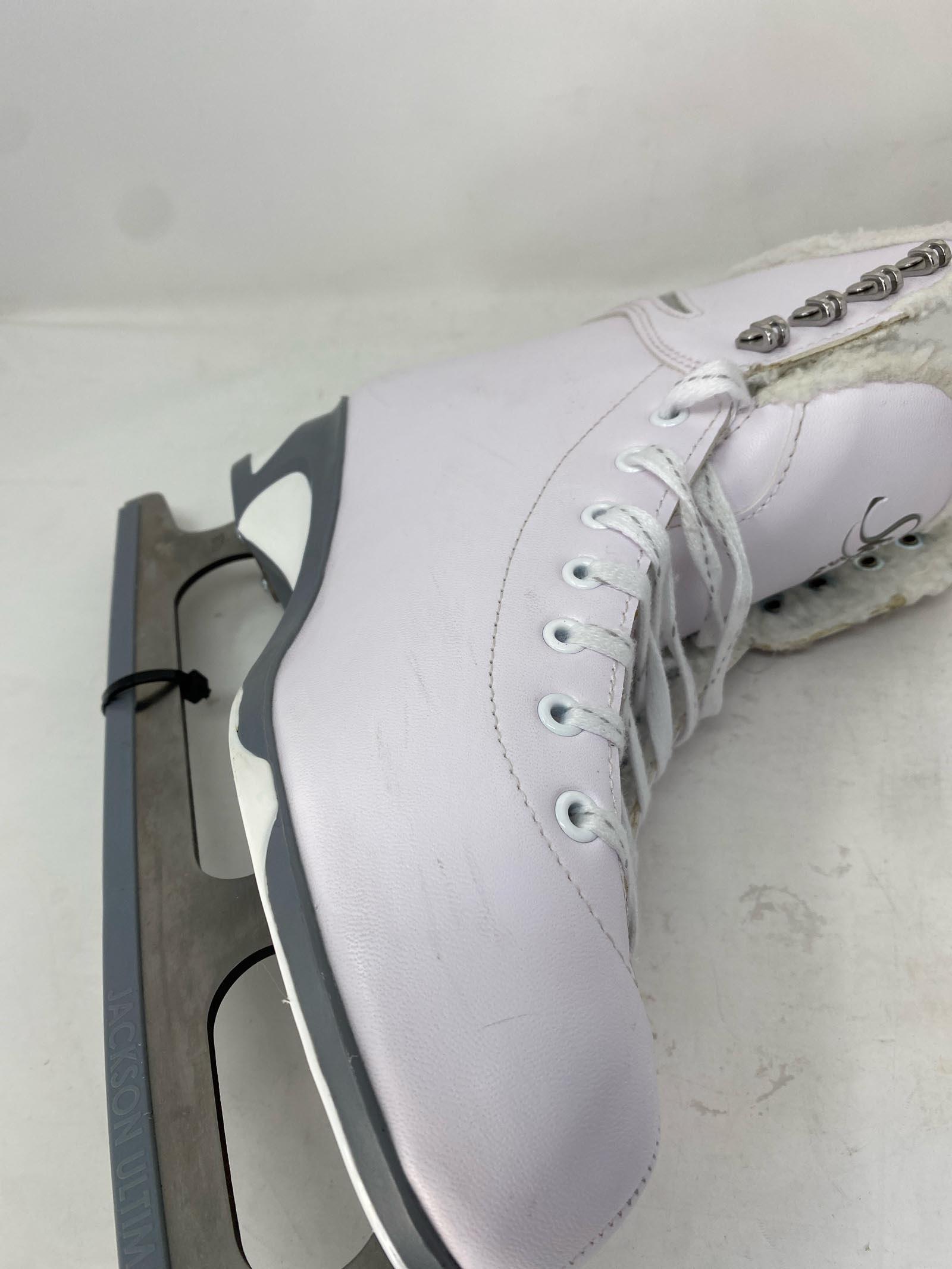 Jackson Ultima / SoftSkate JS180 / Adult 10 / Minor Scratches and Spots 6