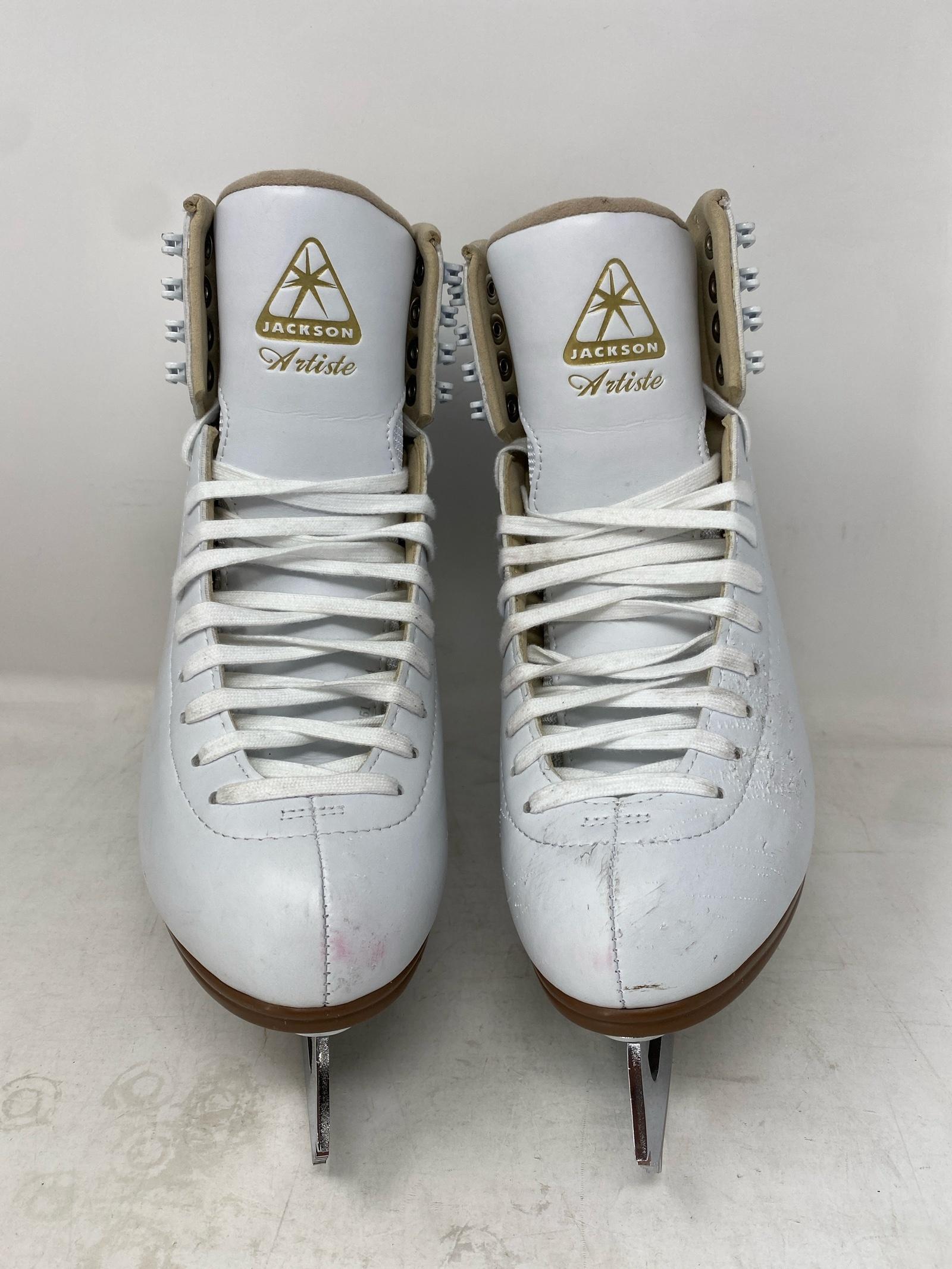 Jackson Ultima JS1790 Adult 9 Width: C – Poor Condition, Minor Scratches