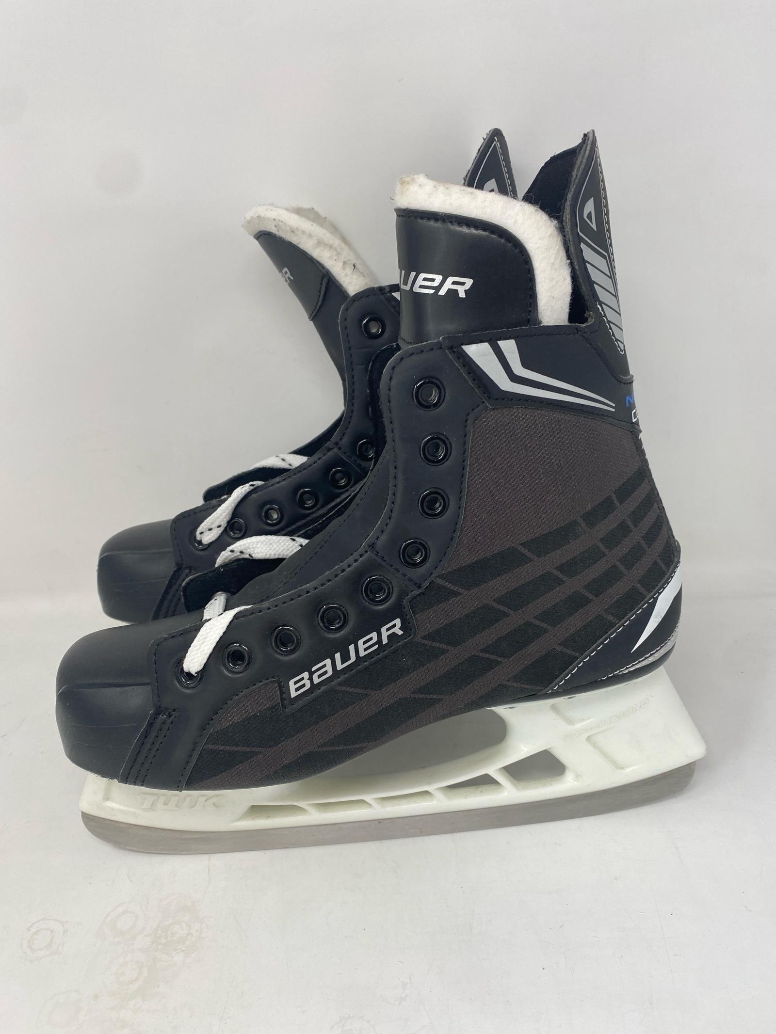 Bauer Nexus Classic Adult 9.5 – Good Condition with Minor Stains 2