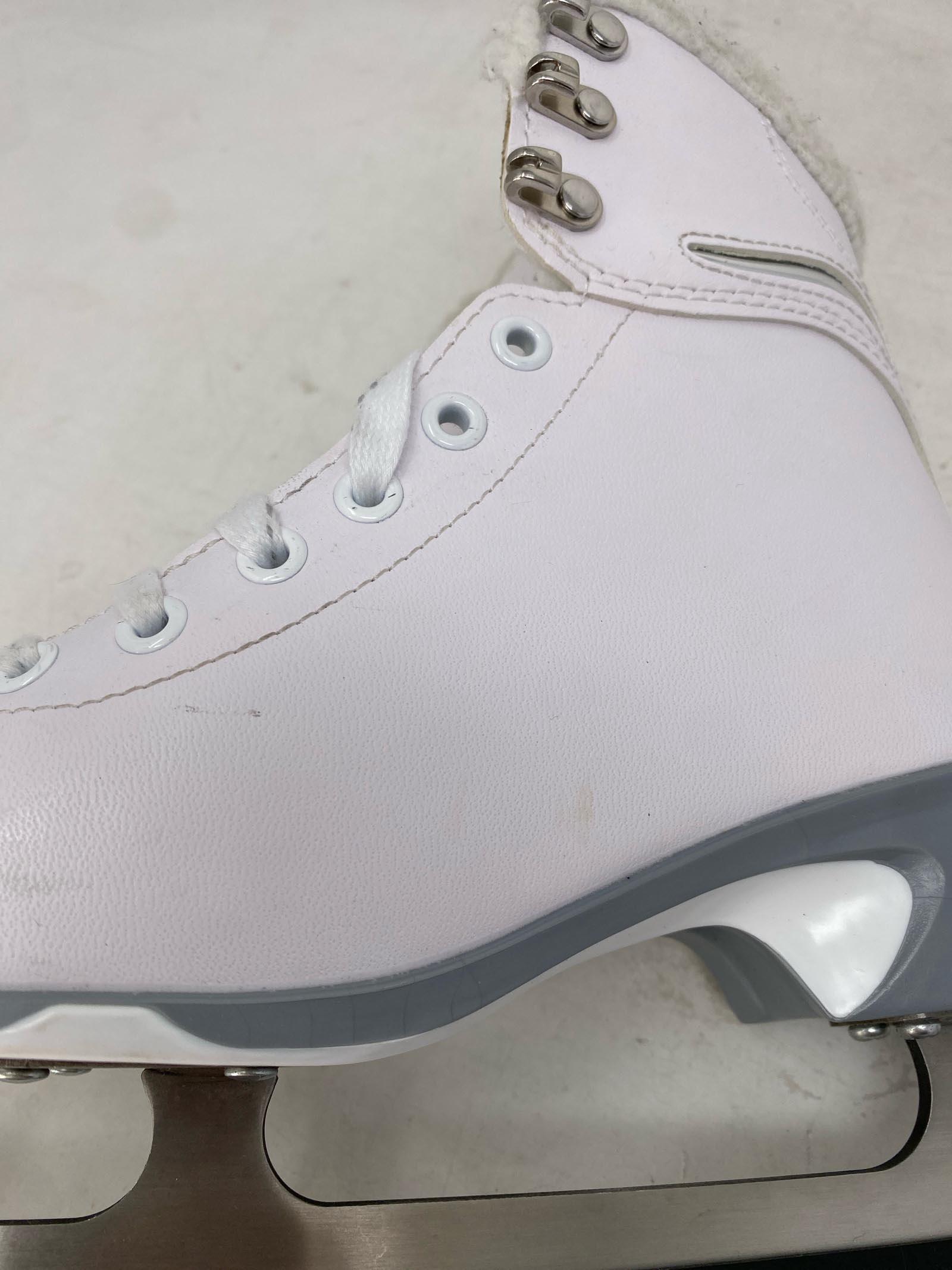 Jackson Ultima / SoftSkate JS181 / Kids 1 / Scratches and Stains 12