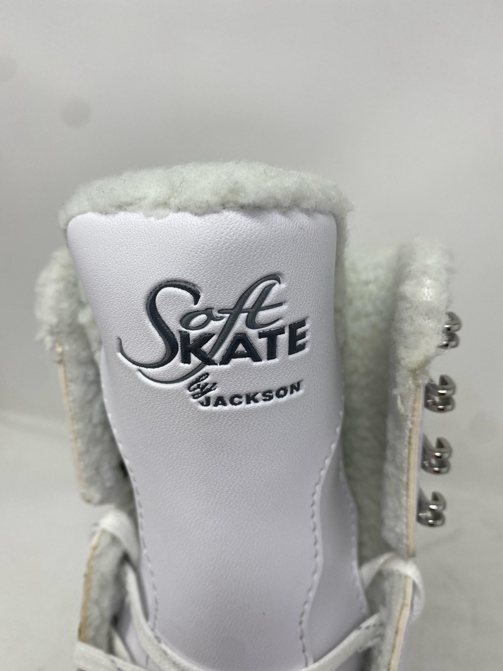Jackson Ultima / SoftSkate JS180 / Adult 8 / Scratches 7 Jackson Ultima / SoftSkate JS180 / Adult 8 / Scratches 7