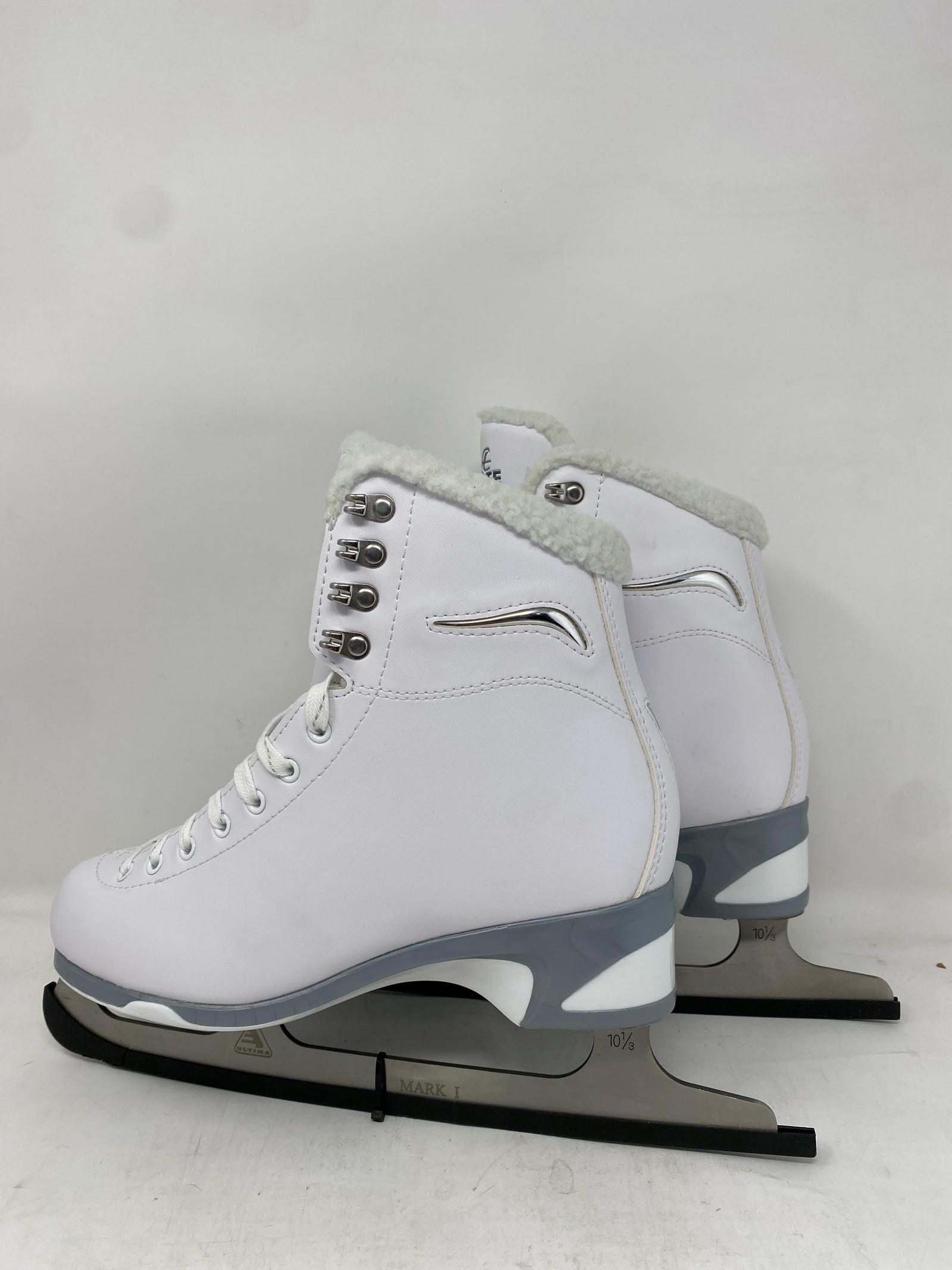 Jackson Ultima / SoftSkate JS180 / Adult 8 / Scratches 4 Jackson Ultima / SoftSkate JS180 / Adult 8 / Scratches 4