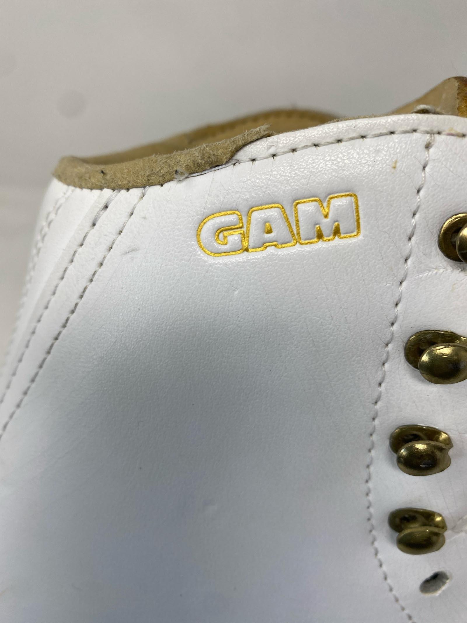 GAM / Horizon 0023 / Adult 9 Width C / Tears and Scratches 7