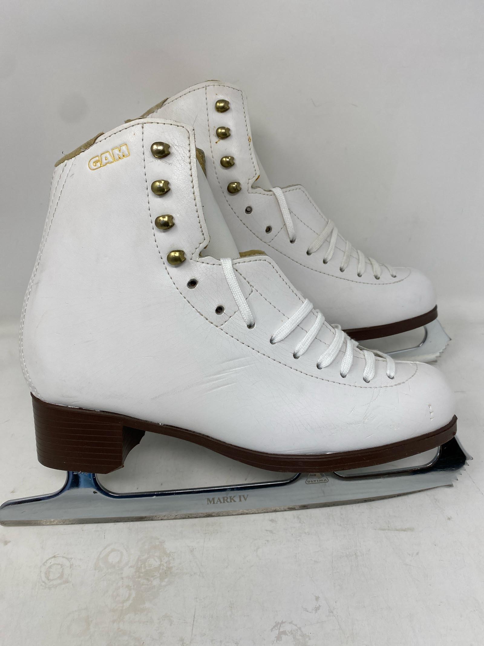 GAM / Horizon 0023 / Adult 9 Width C / Tears and Scratches 4