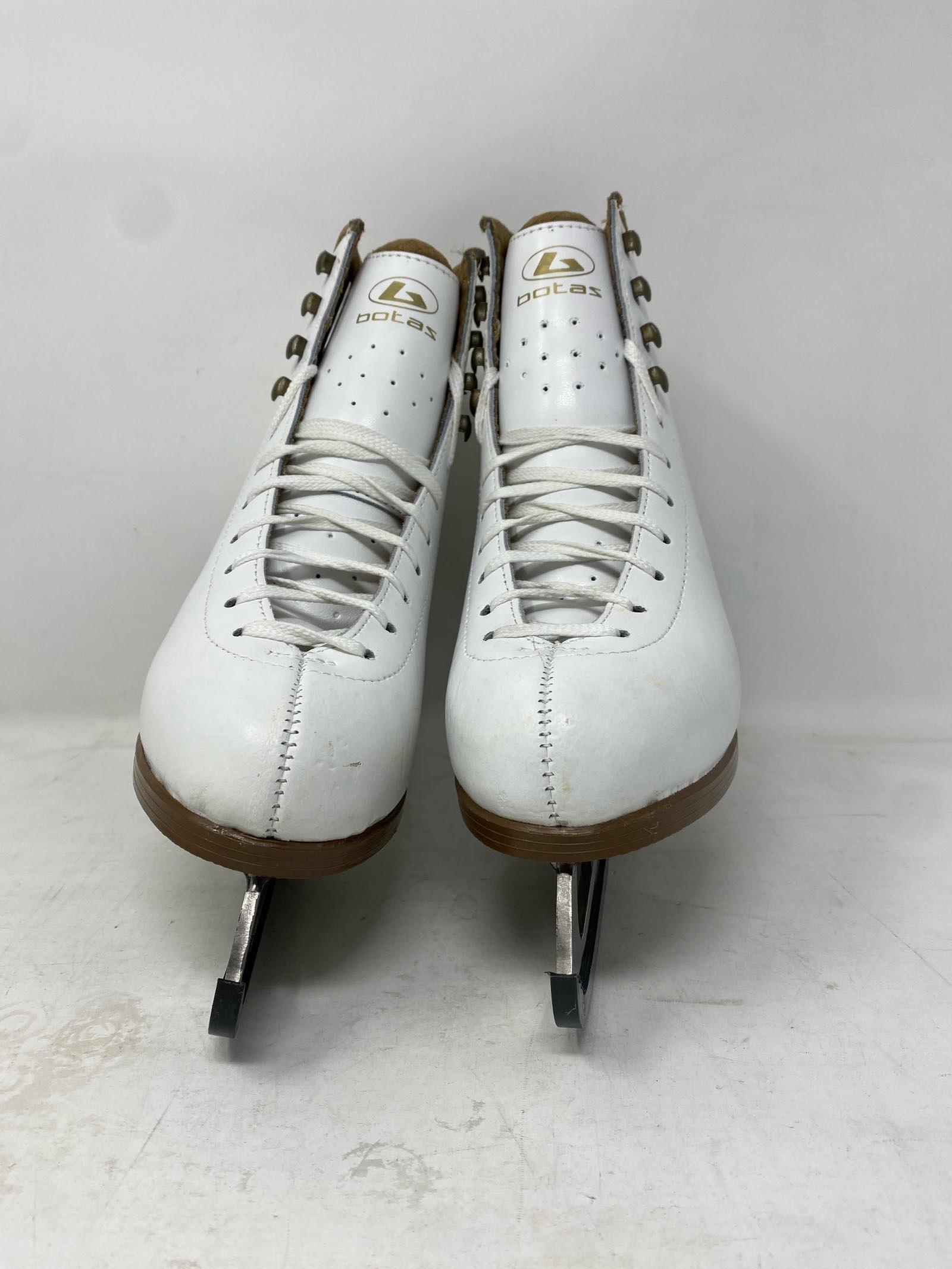 Botas / Cindy 323 / Adult 6.5 / Damaged and Stains