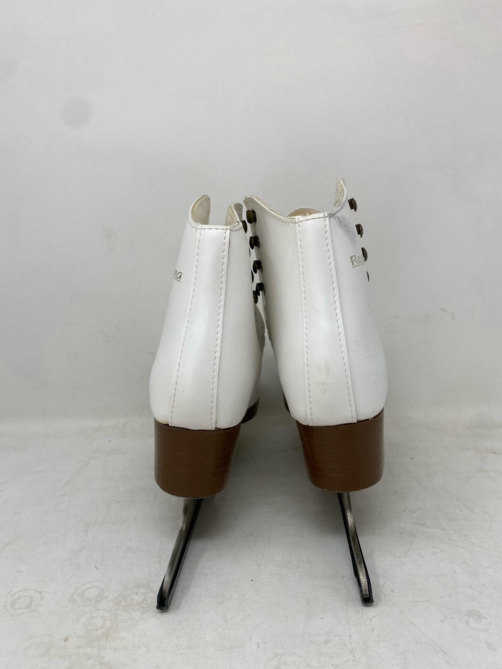Botas Regina Adult 5 – Good Condition with Minor Spots 3 Botas Regina Adult 5 – Good Condition with Minor Spots 3