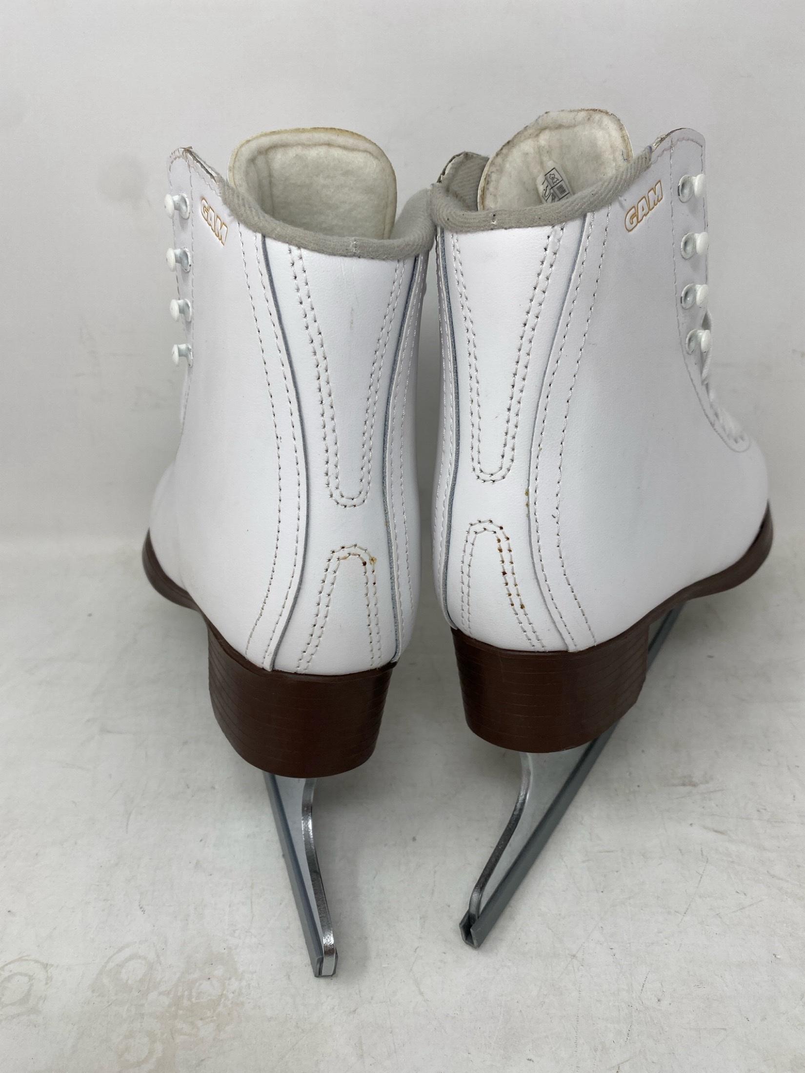 GAM G0020 Adult 5 Width: C – New Item 3