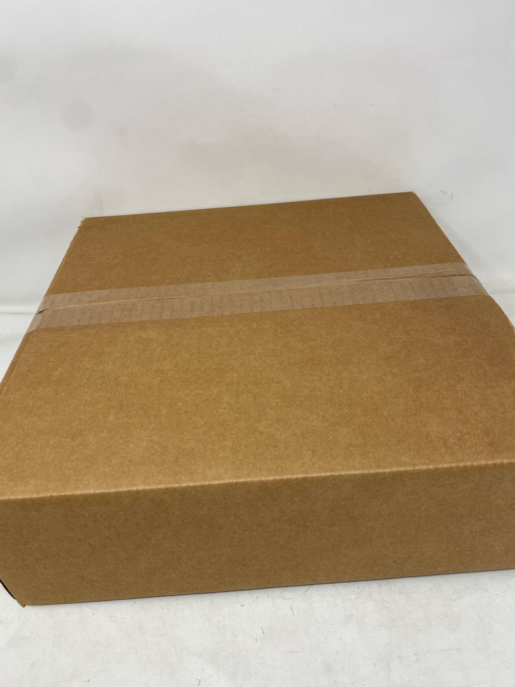 GAM G0019 Adult 4 Width: C – Good Condition with Glue Traces and Spots 9