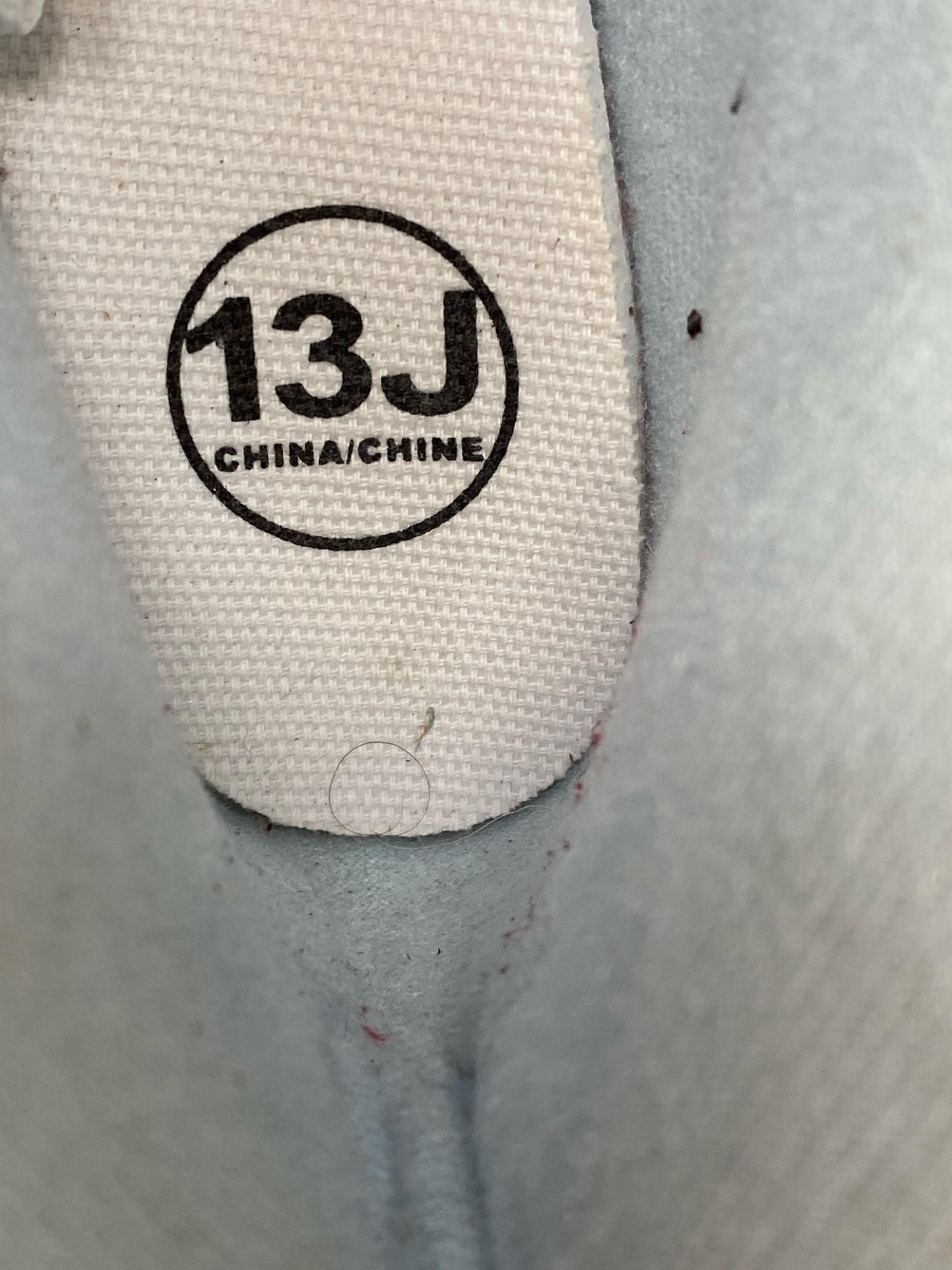 Jackson Ultima JS181 Kids 13 – Poor Condition, Severe Scratches and Dirt 8 Jackson Ultima JS181 Kids 13 – Poor Condition, Severe Scratches and Dirt 8
