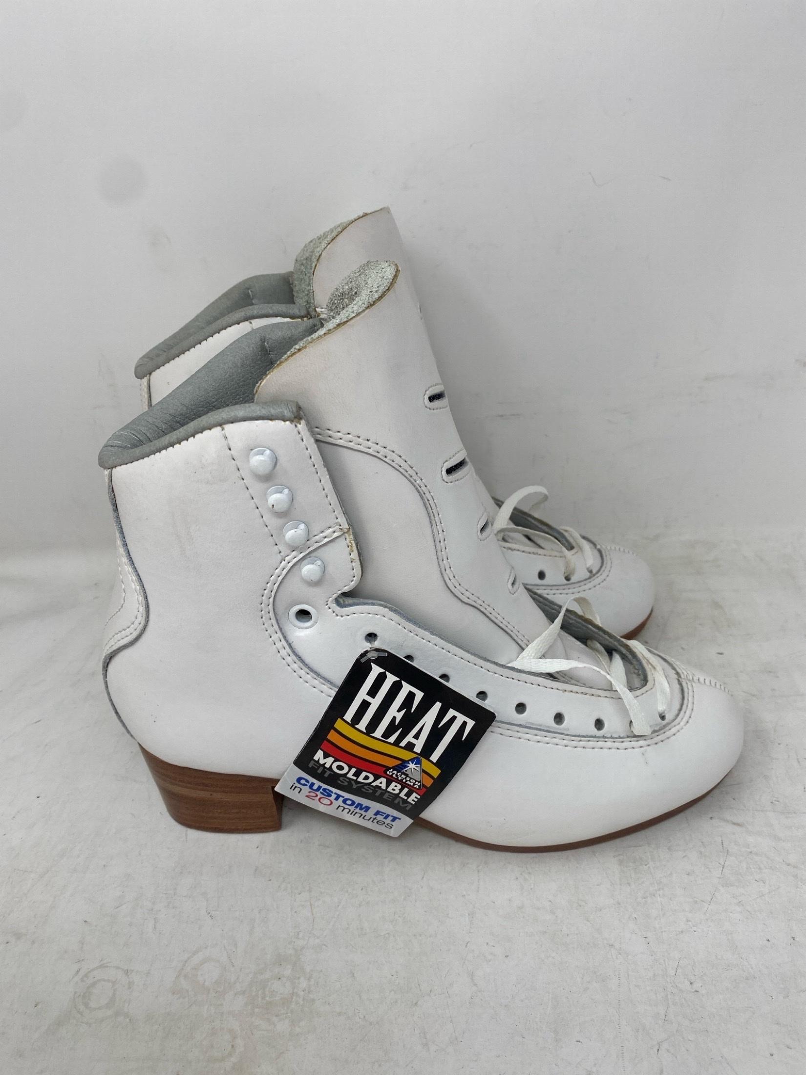 Jackson Ultima DJ Series Adult 6 Width: B – Poor Condition with Scratches and Mud Stains 4