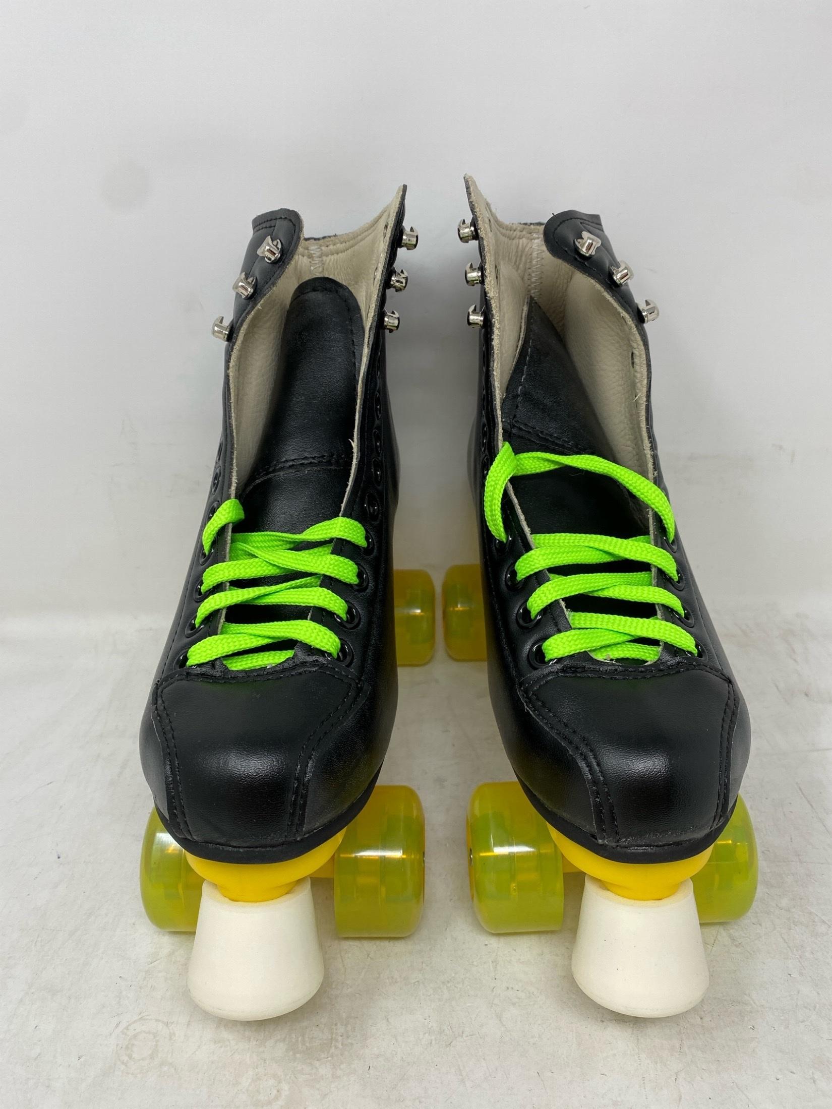 Roller Skates Adult 8 – Good Condition with Glue Traces, Scratches and Spots