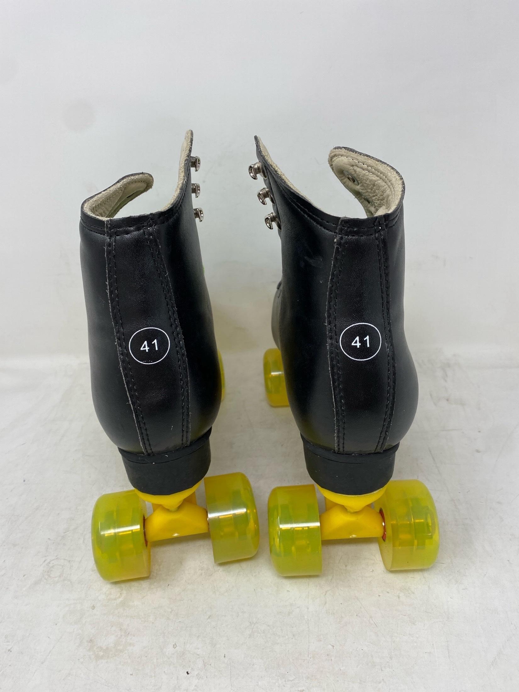 Roller Skates Adult 8 – Good Condition with Glue Traces, Scratches and Spots 3