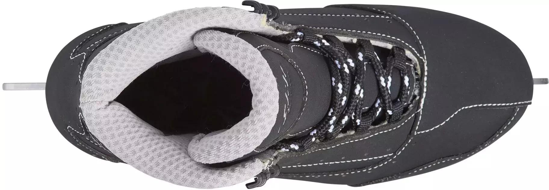 Top view into the Softec Elite ST7200 showing the padded collar and tongue lined in light gray knit