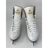 Jackson Ultima / Excel JS1290 / Adult 7.5 Width C / Small Scratches Jackson Ultima / Excel JS1290 / Adult 7.5 Width C / Small Scratches