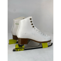 Botas / Regina 328 / Adult 6.5 / Spots and Stains Botas / Regina 328 / Adult 6.5 / Spots and Stains