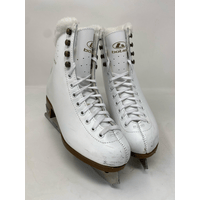 Botas / Diana 829 / Adult 4.5 / Scratches and Stains Botas / Diana 829 / Adult 4.5 / Scratches and Stains