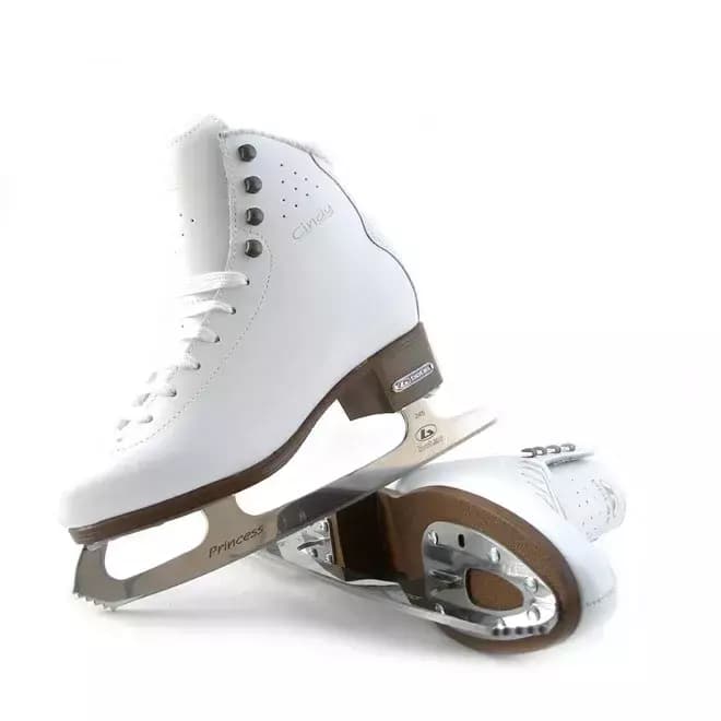 BOTAS Cindy Women’s and Girls’ Figure Skates 3 BOTAS Cindy figure skates angled to show the brown plastic sole, stacked heel and screw-mounted blade plates