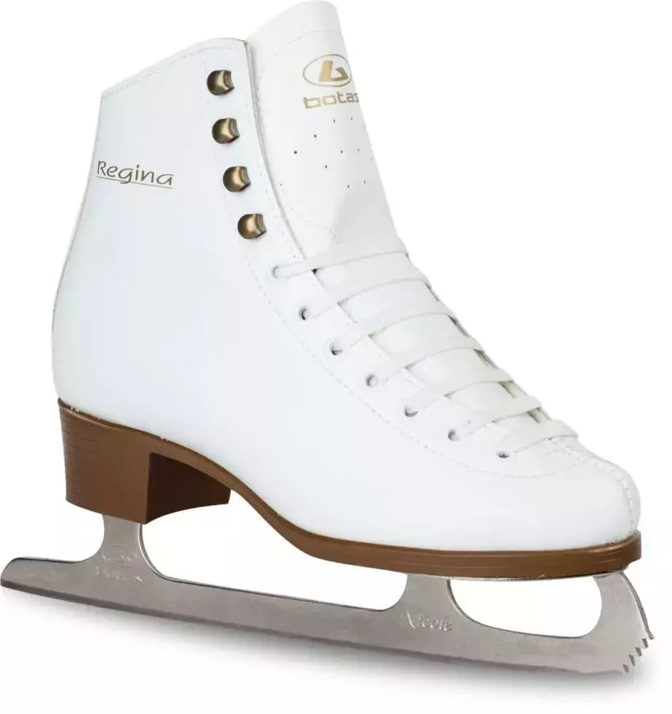 Botas Regina white figure skate, adult boot side view: four pairs of hooks, gold Regina lettering, brown plastic sole and Botas Nicole blade