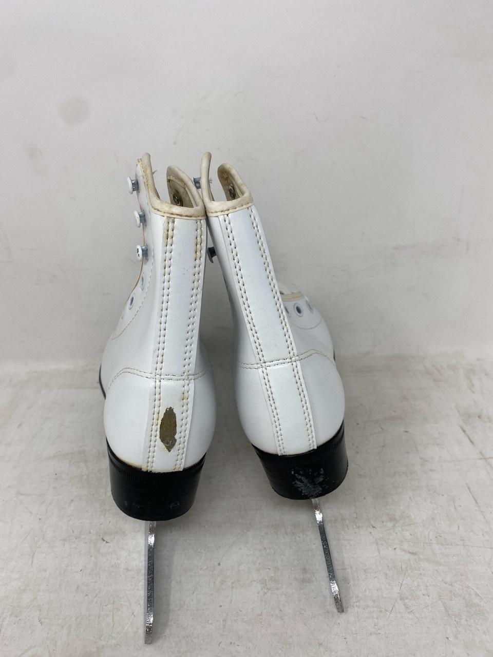 Chicago White Kids 13 – Good Condition with Minor Scratches 3