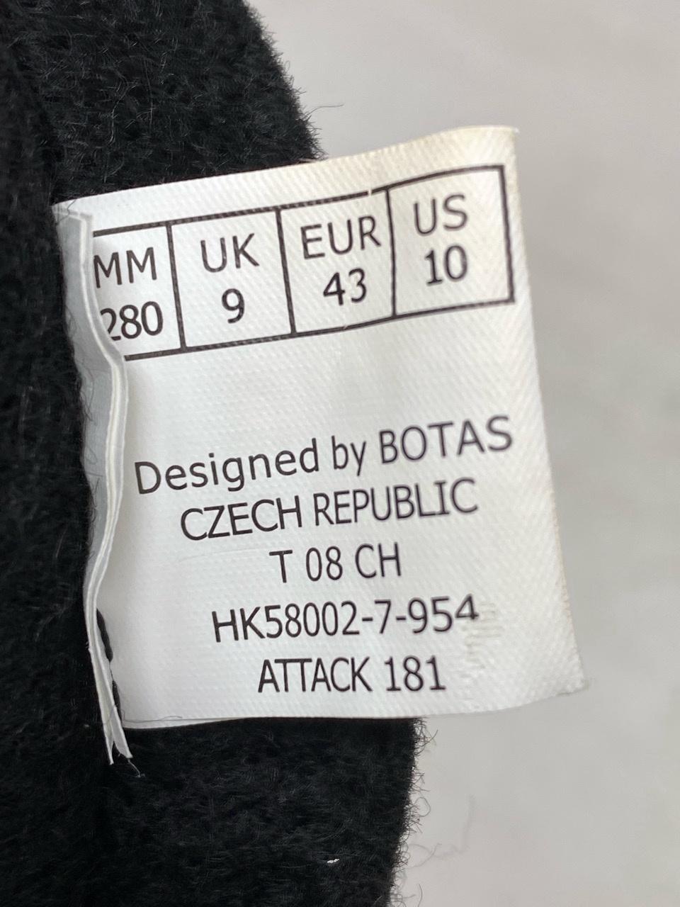 Botas Attack 181 Adult 10 – Poor Condition, Scratches and Tears 7