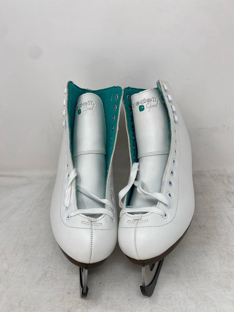 Riedell Opal Adult 9 – Excellent Condition Riedell Opal Adult 9 – Excellent Condition