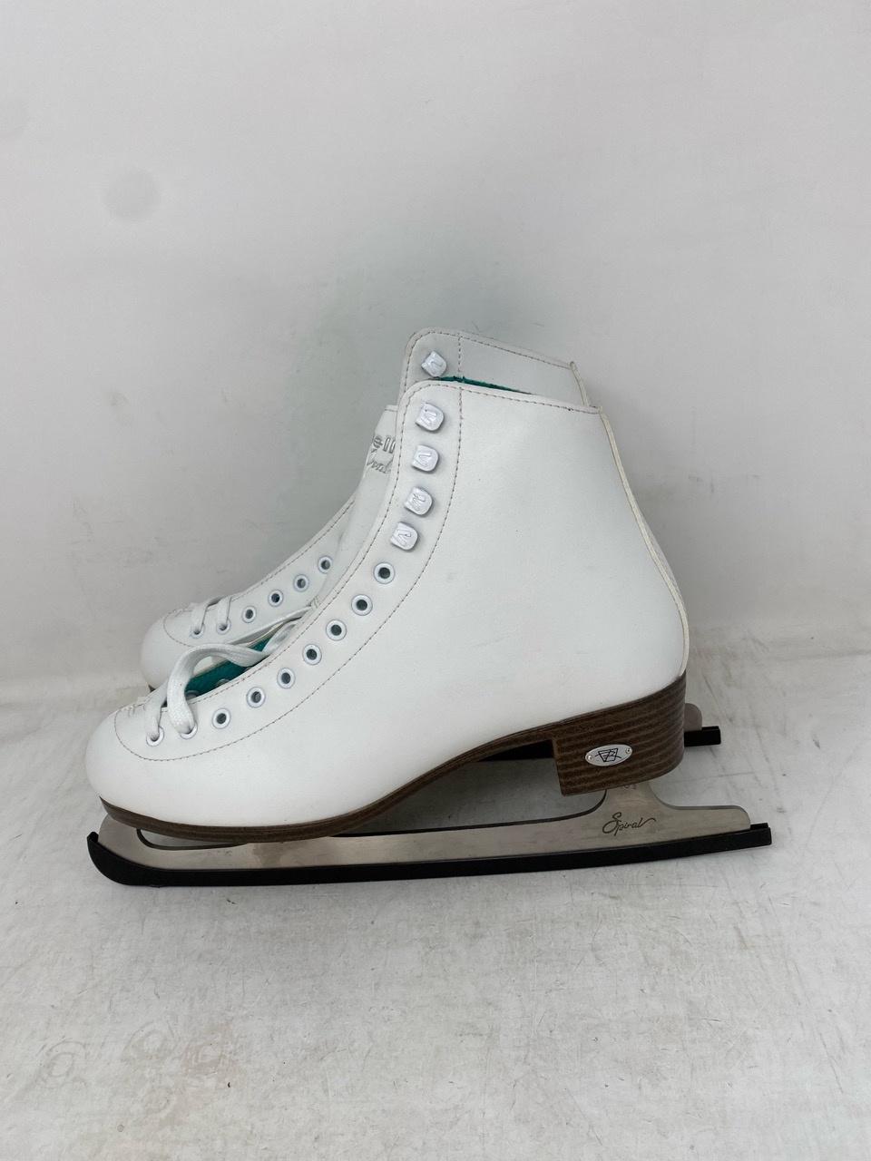 Riedell Opal Adult 9 – Excellent Condition 2 Riedell Opal Adult 9 – Excellent Condition 2