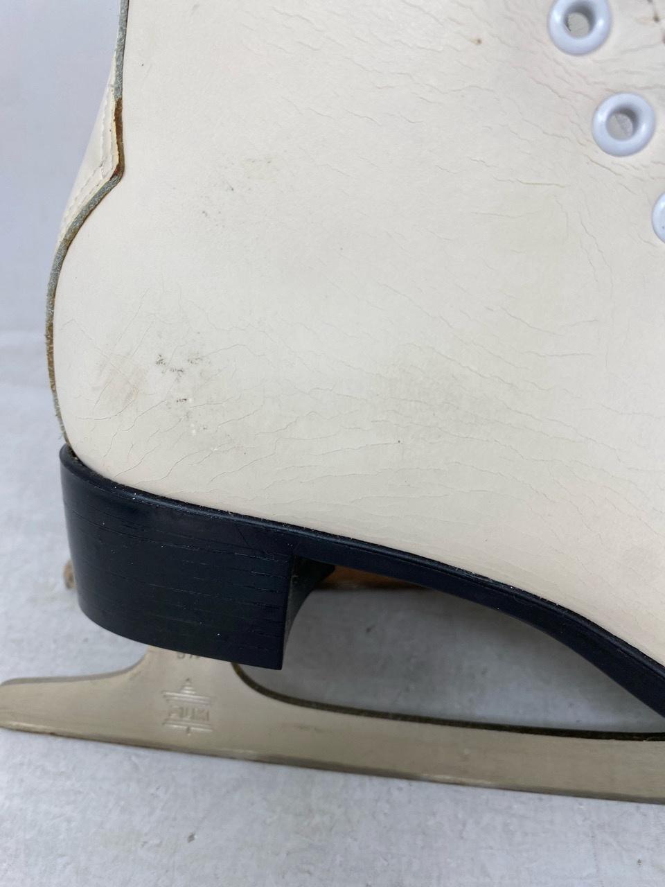 SLM Finesse 1935 Adult 6 – Poor Condition, Severe Scratches and Dirty Stains 10 SLM Finesse 1935 Adult 6 – Poor Condition, Severe Scratches and Dirty Stains 10