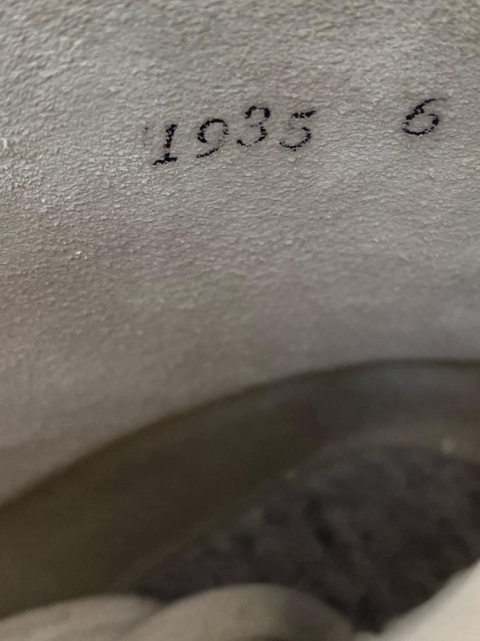 SLM Finesse 1935 Adult 6 – Poor Condition, Severe Scratches and Dirty Stains 8 SLM Finesse 1935 Adult 6 – Poor Condition, Severe Scratches and Dirty Stains 8